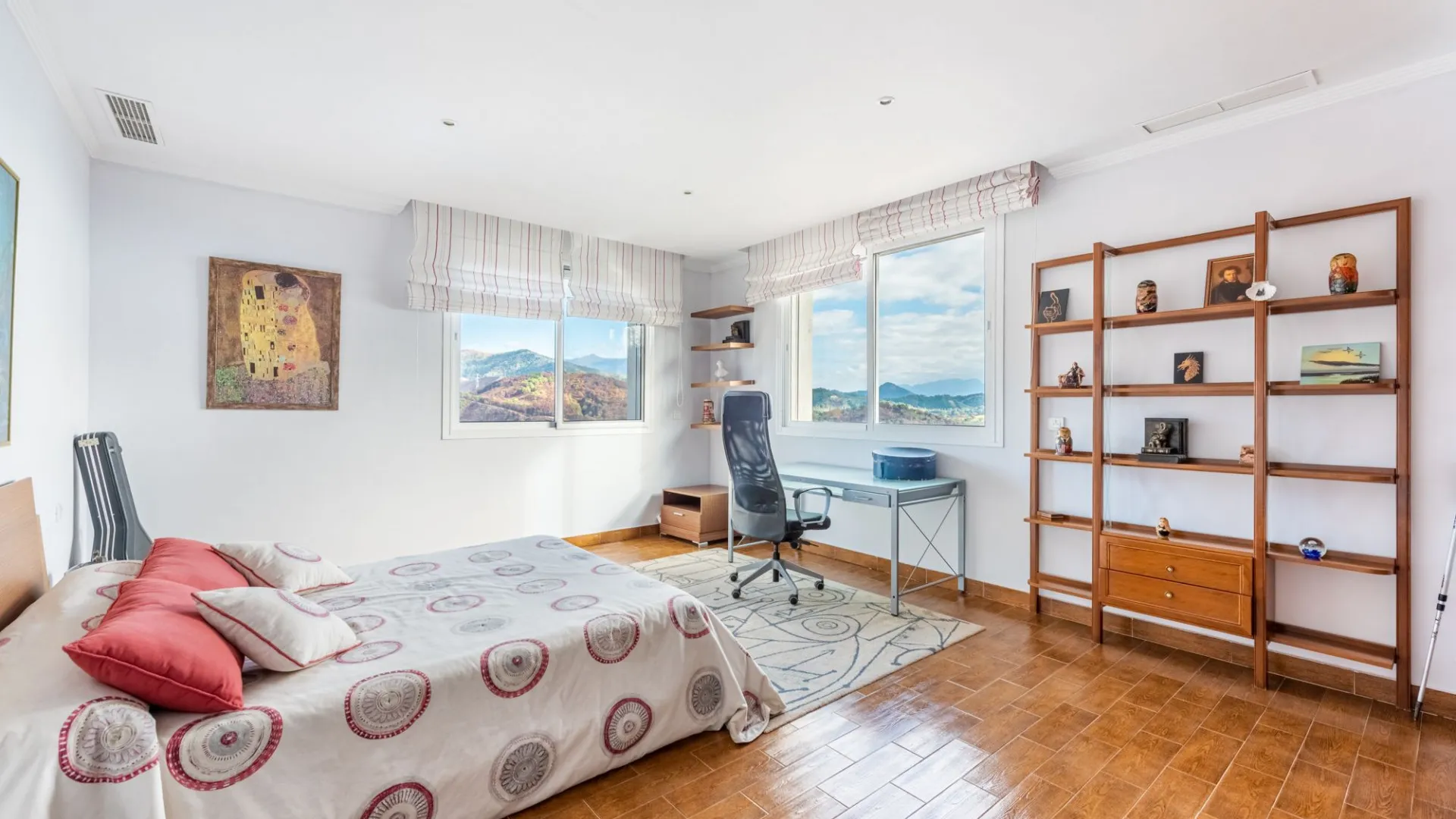 Villa a la venta en Altos de Estepona