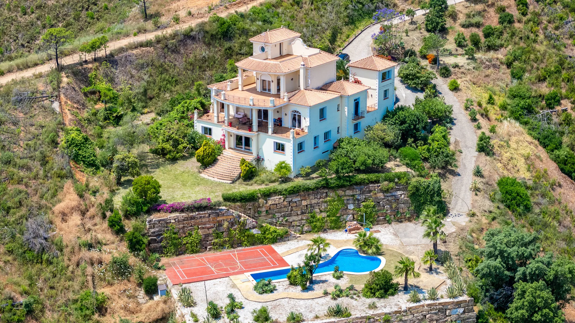 Villa a la venta en Altos de Estepona