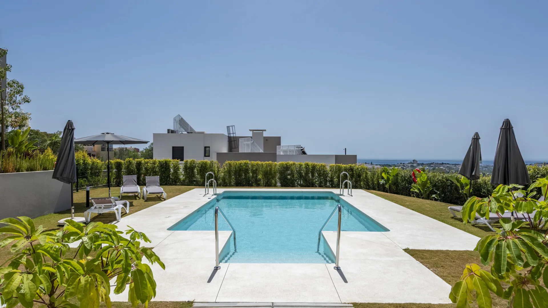 2 bedrooms apartment for sale in Marbella Lake