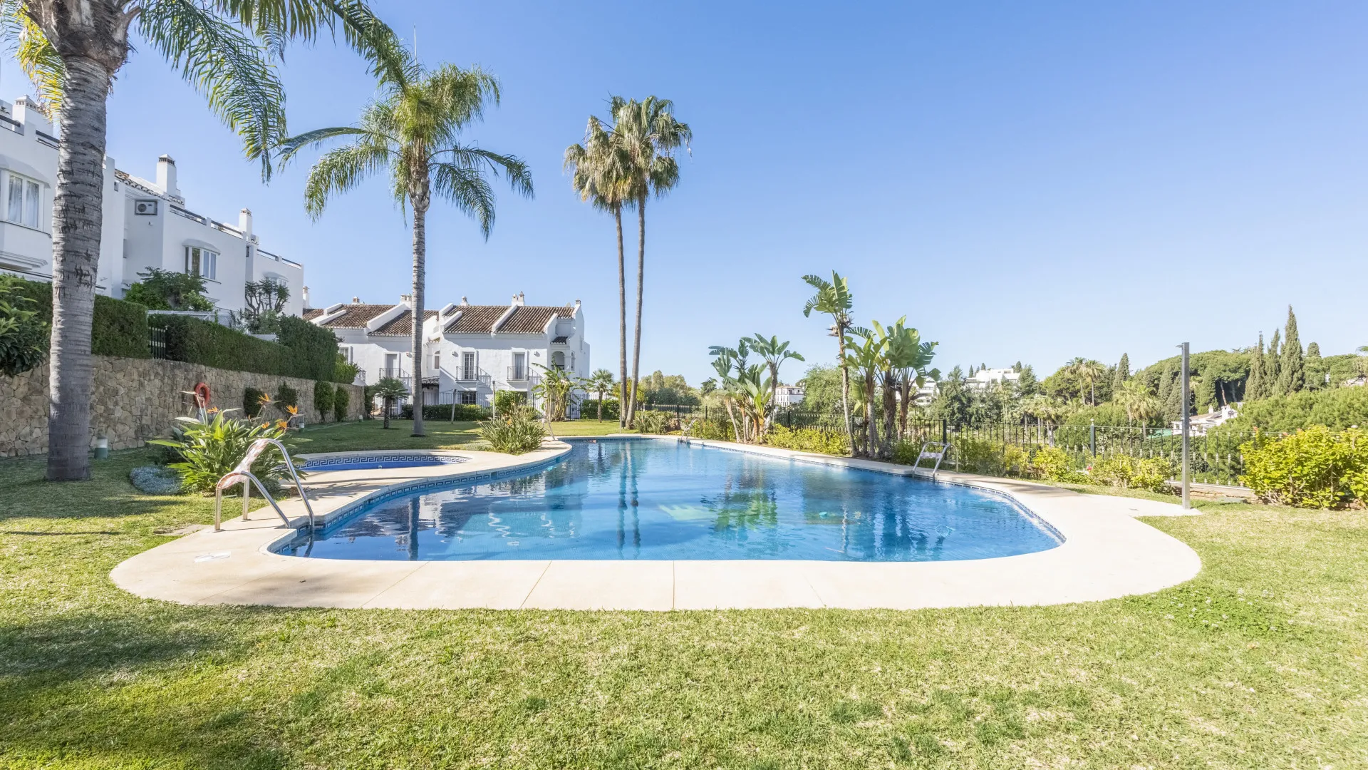 Town house for sale in Arco Iris