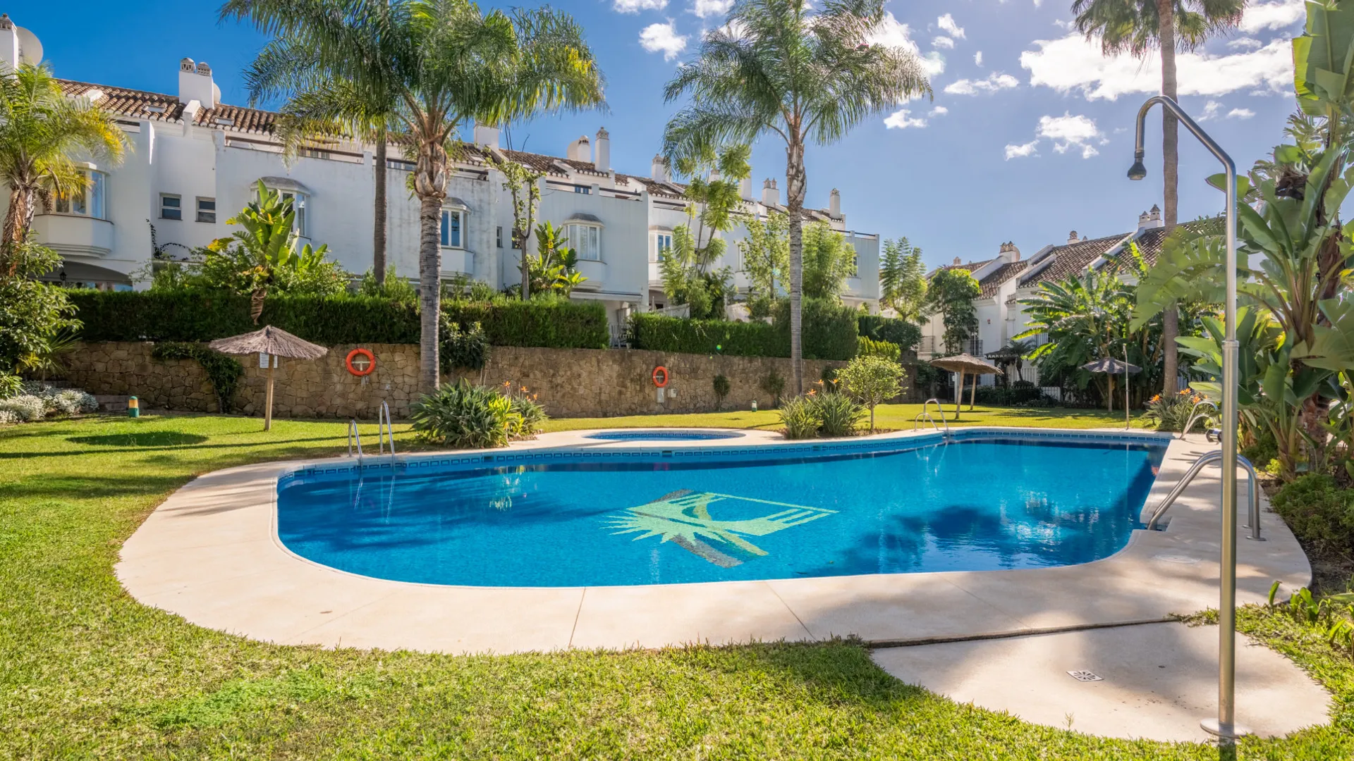 Town house for sale in Arco Iris