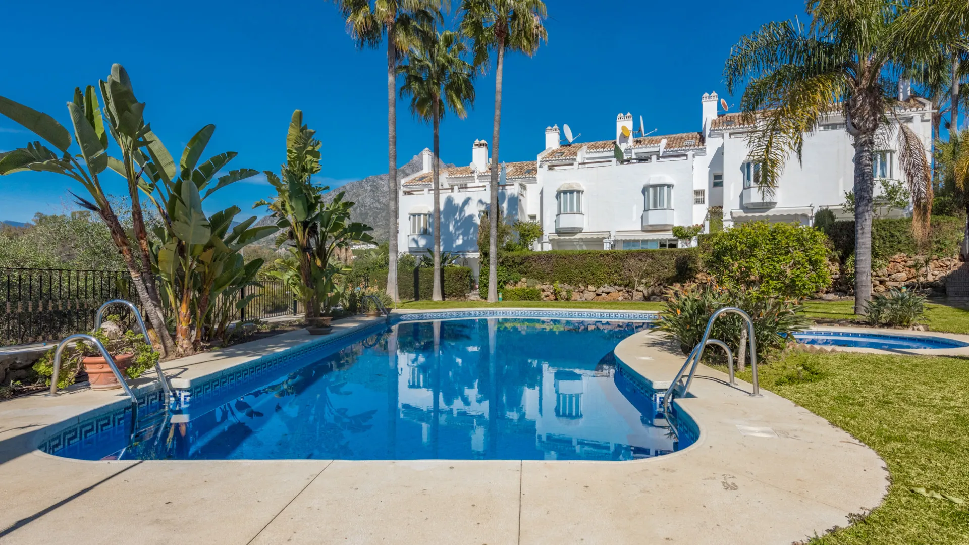 Town house for sale in Arco Iris