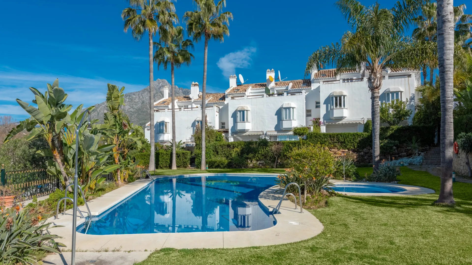 Town house for sale in Arco Iris