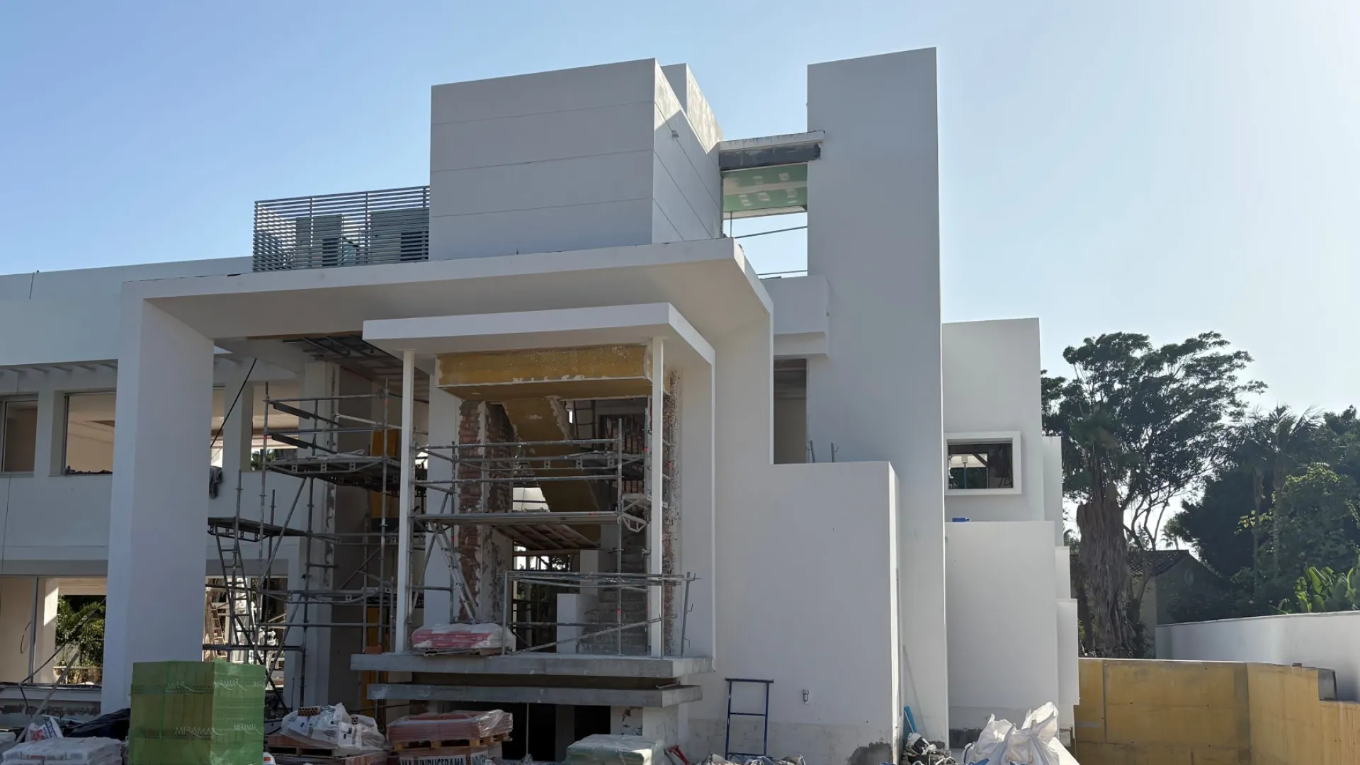Comprar villa en Guadalmina Baja con 6 dormitorios