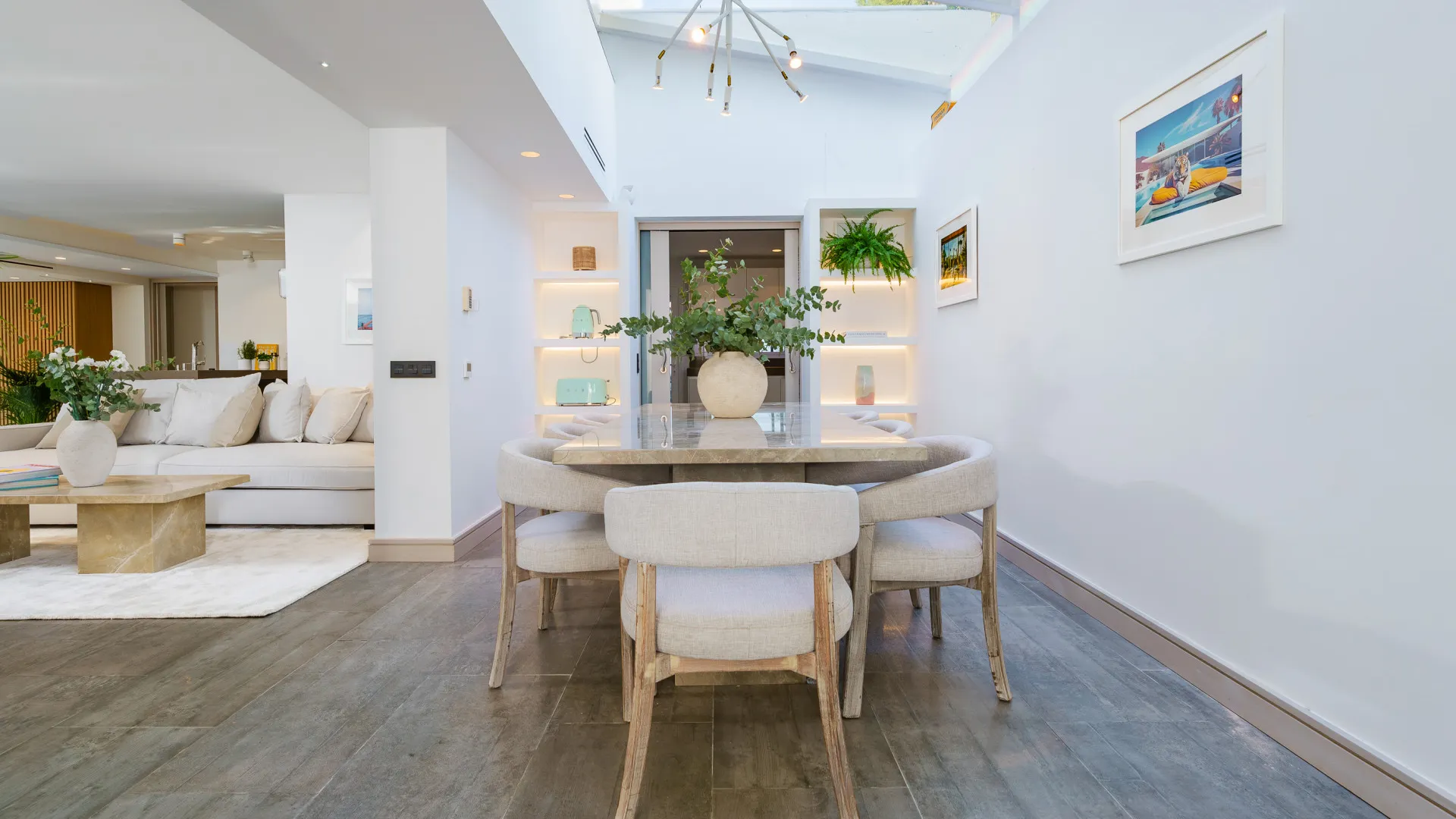 Villa en venta de 6 dormitorios en La Campana