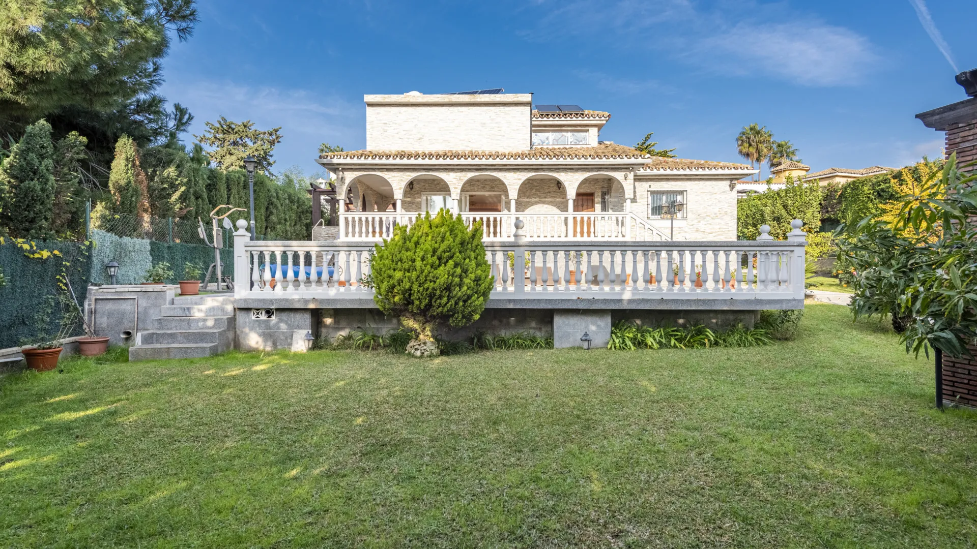 For sale 4 bedrooms villa in Carib Playa