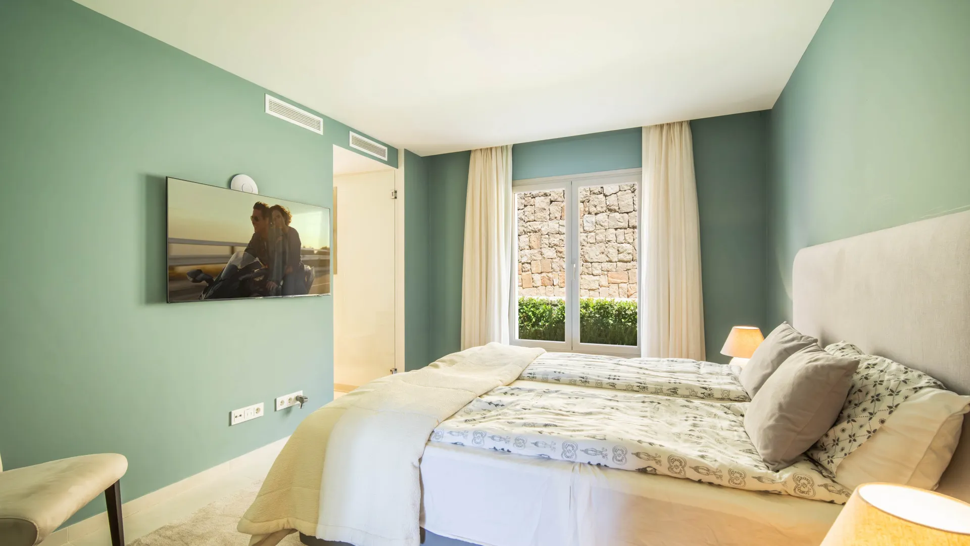 Apartamento planta baja con 3 dormitorios en venta en 9 Lions Residences