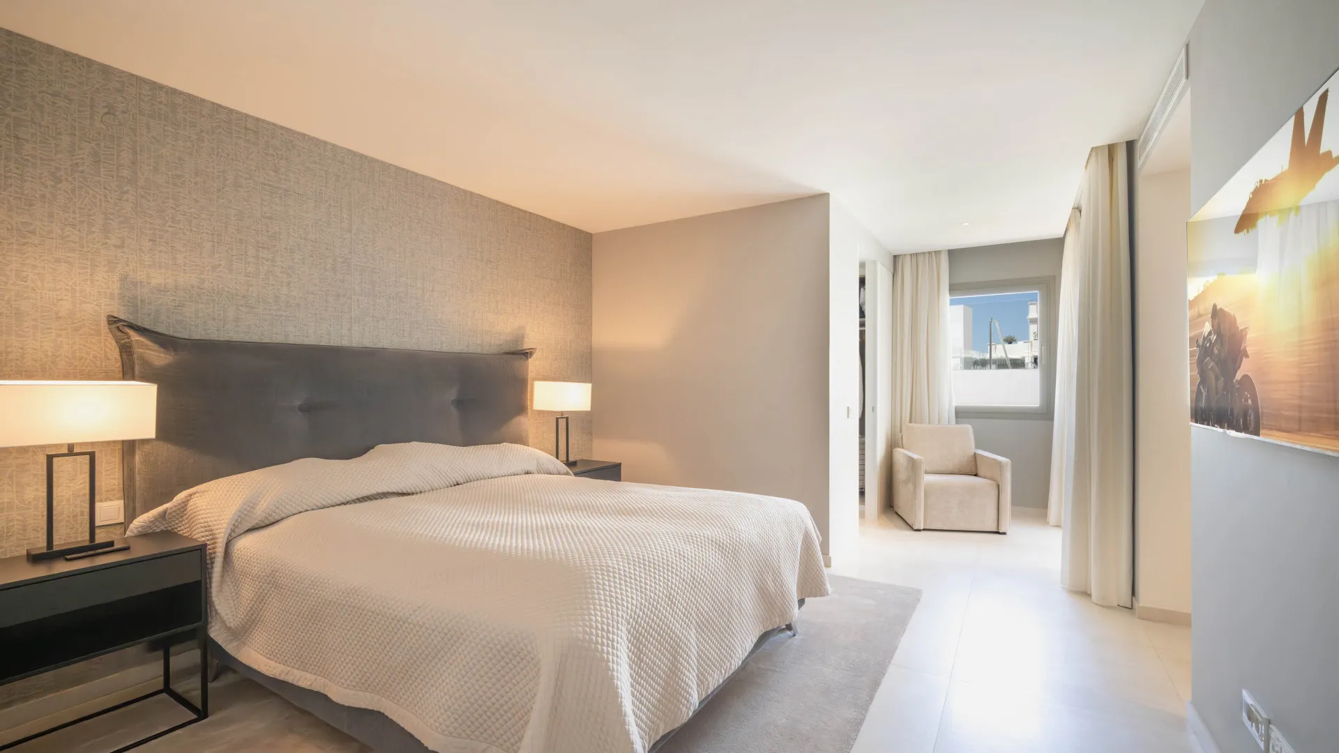Apartamento planta baja con 3 dormitorios en venta en 9 Lions Residences
