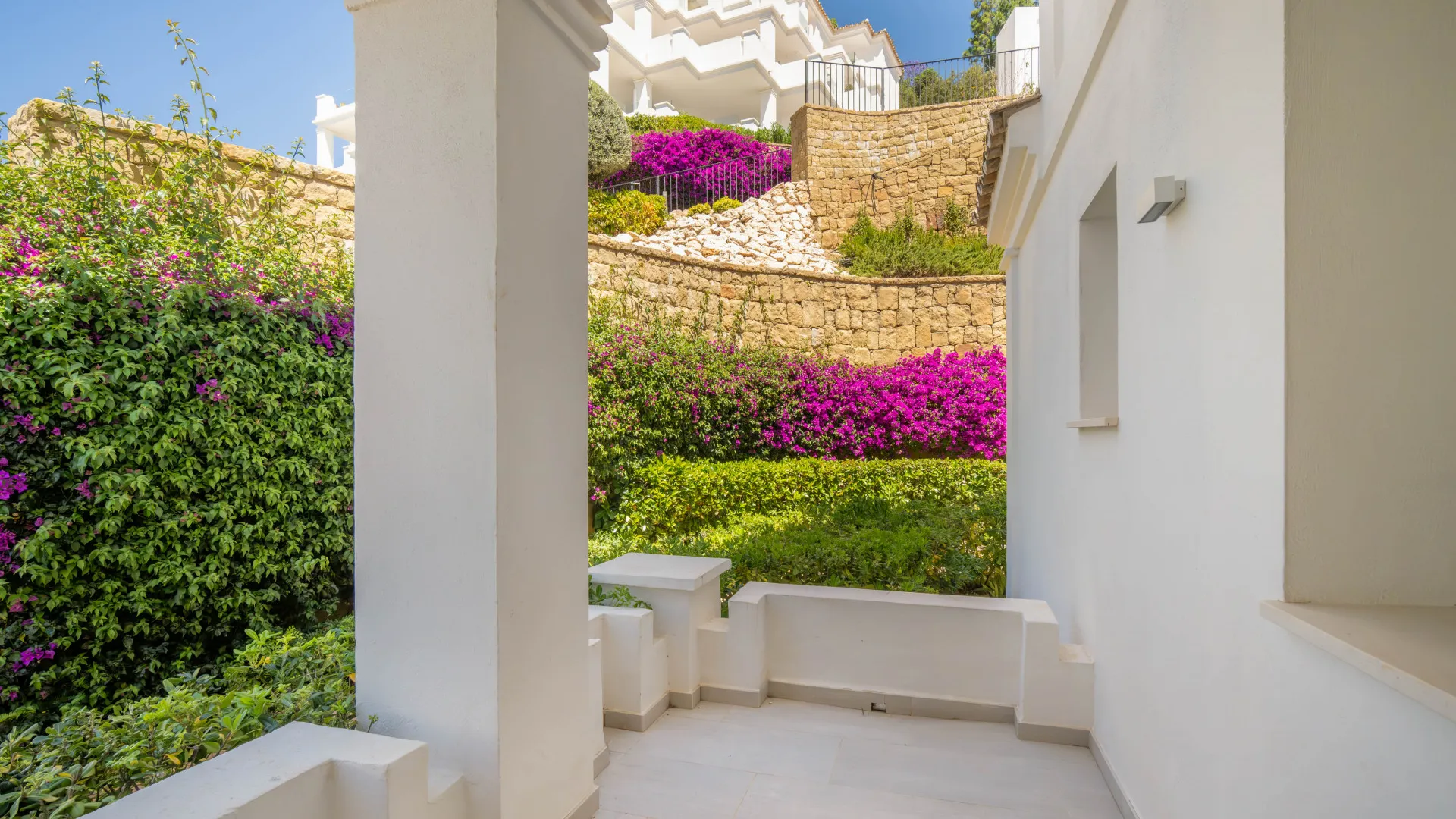 Apartamento planta baja con 3 dormitorios en venta en 9 Lions Residences