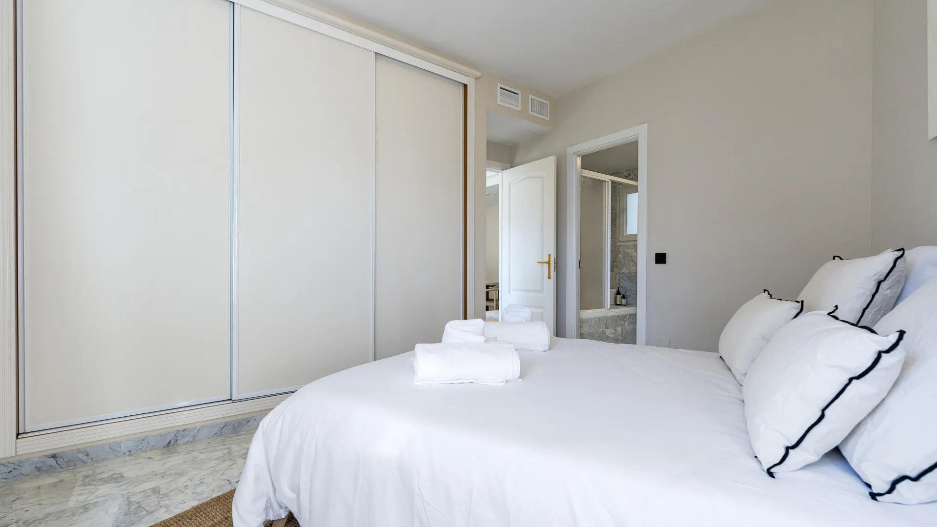 Se vende apartamento en Playa Rocio