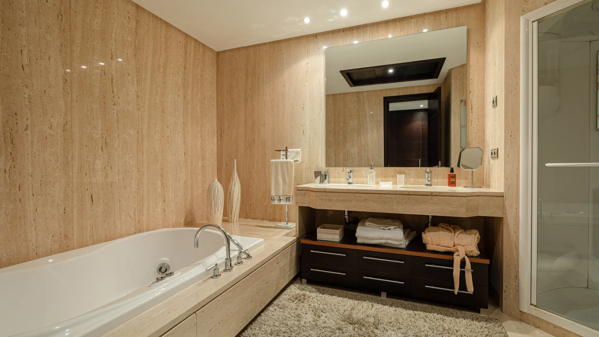 2 bedrooms ground floor apartment for sale in Malibu