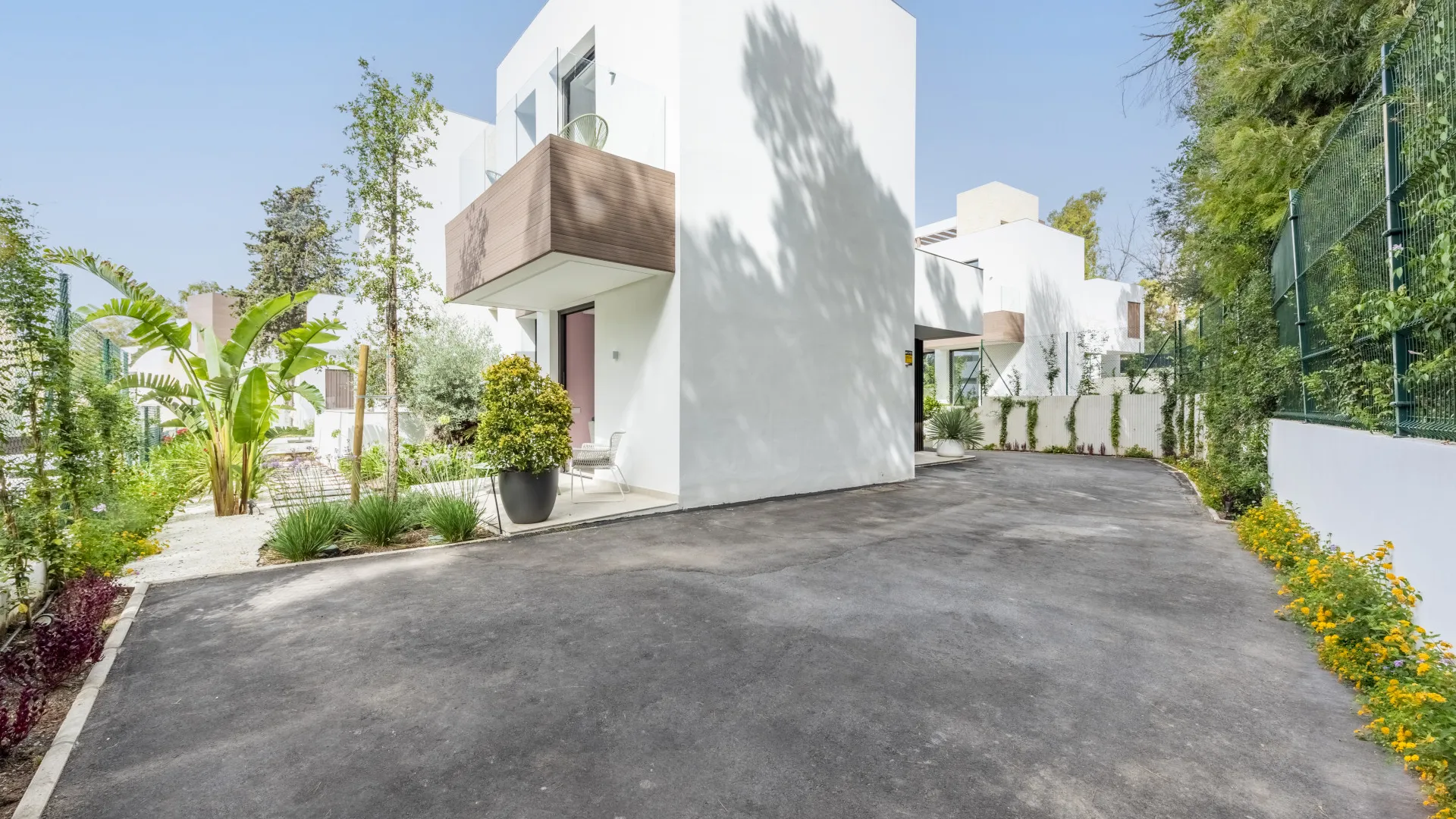 For sale Marbella Golden Mile 4 bedrooms villa