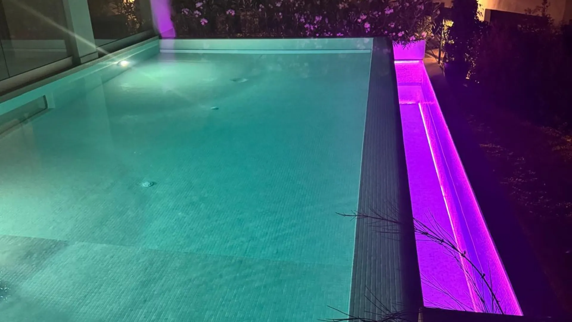 For sale Marbella Golden Mile 4 bedrooms villa