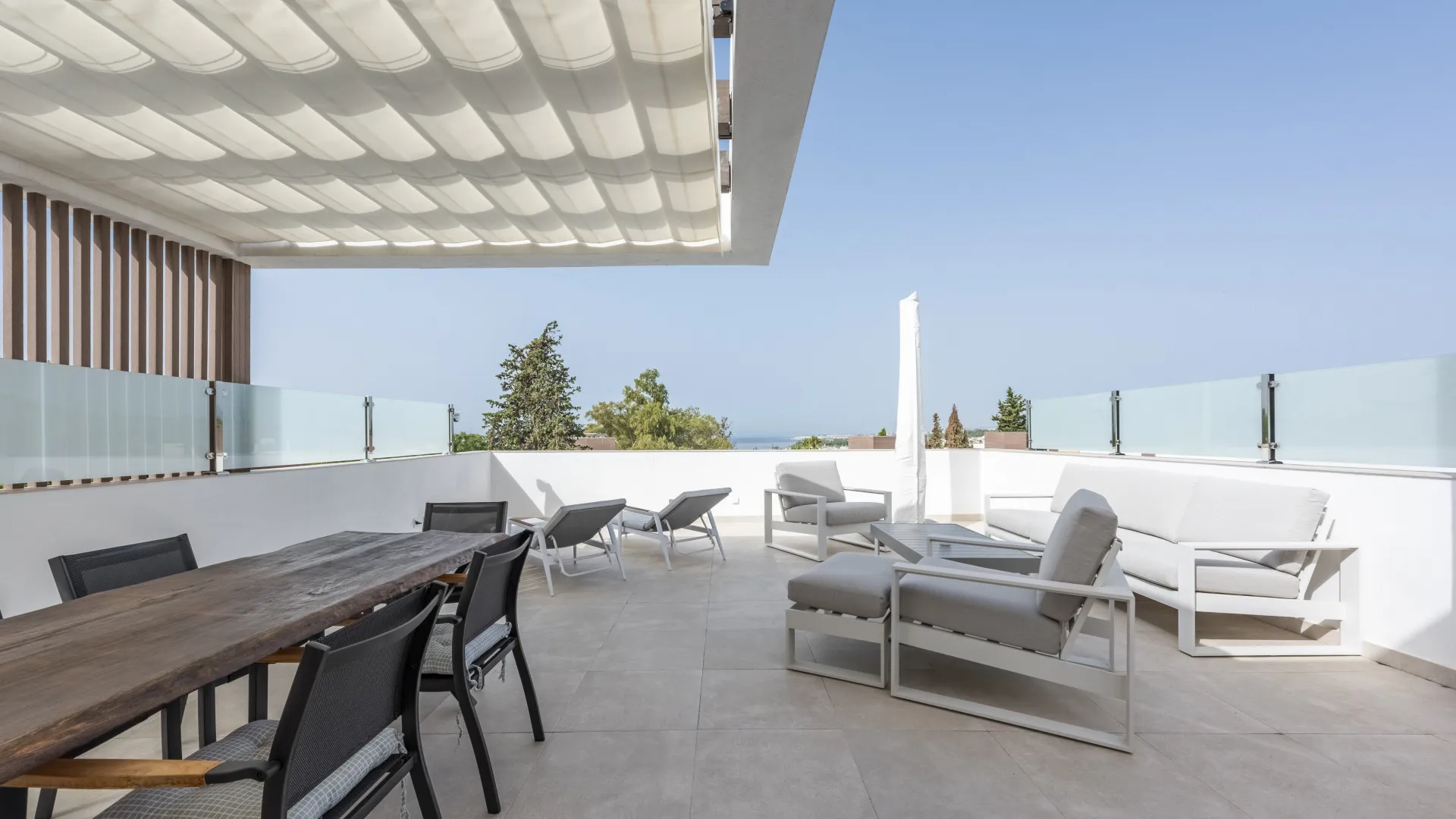 For sale Marbella Golden Mile 4 bedrooms villa