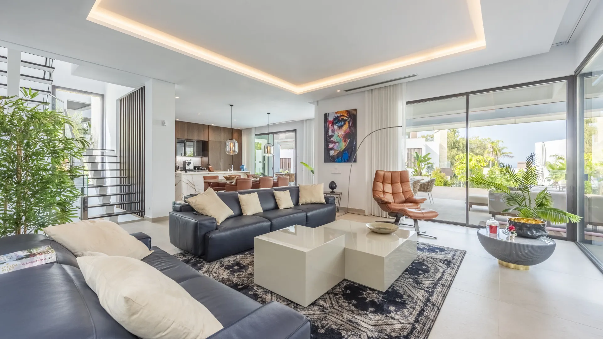 For sale Marbella Golden Mile 4 bedrooms villa