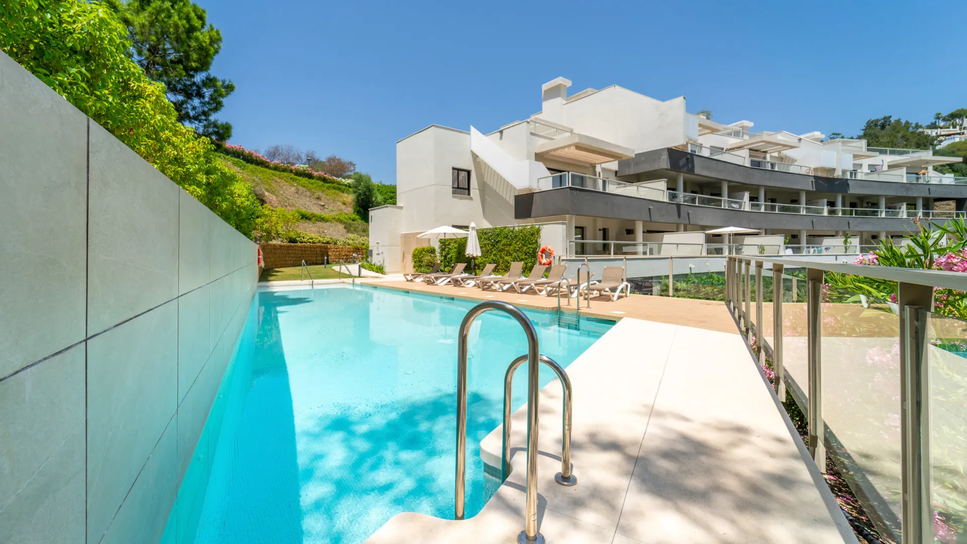 Atico duplex de 3 dormitorios en venta en La Quinta
