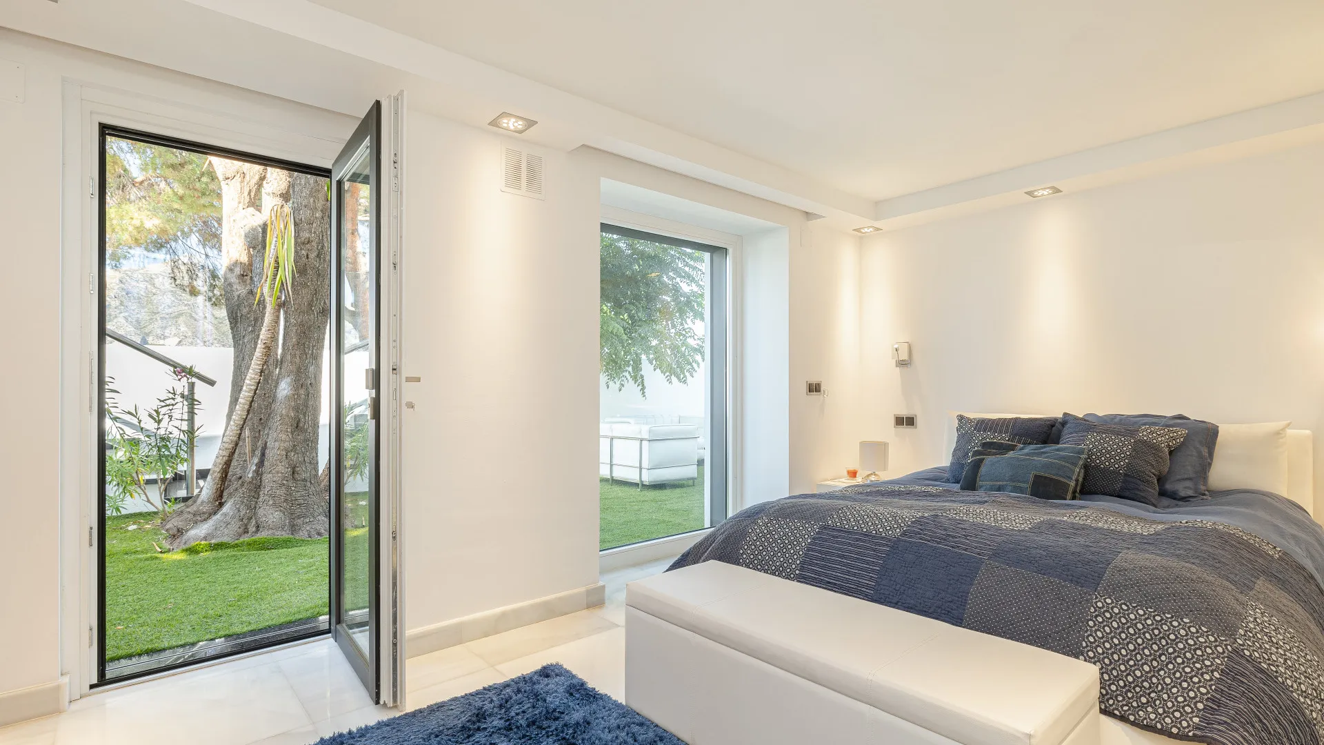 Villa con 7 dormitorios a la venta en Las Brisas