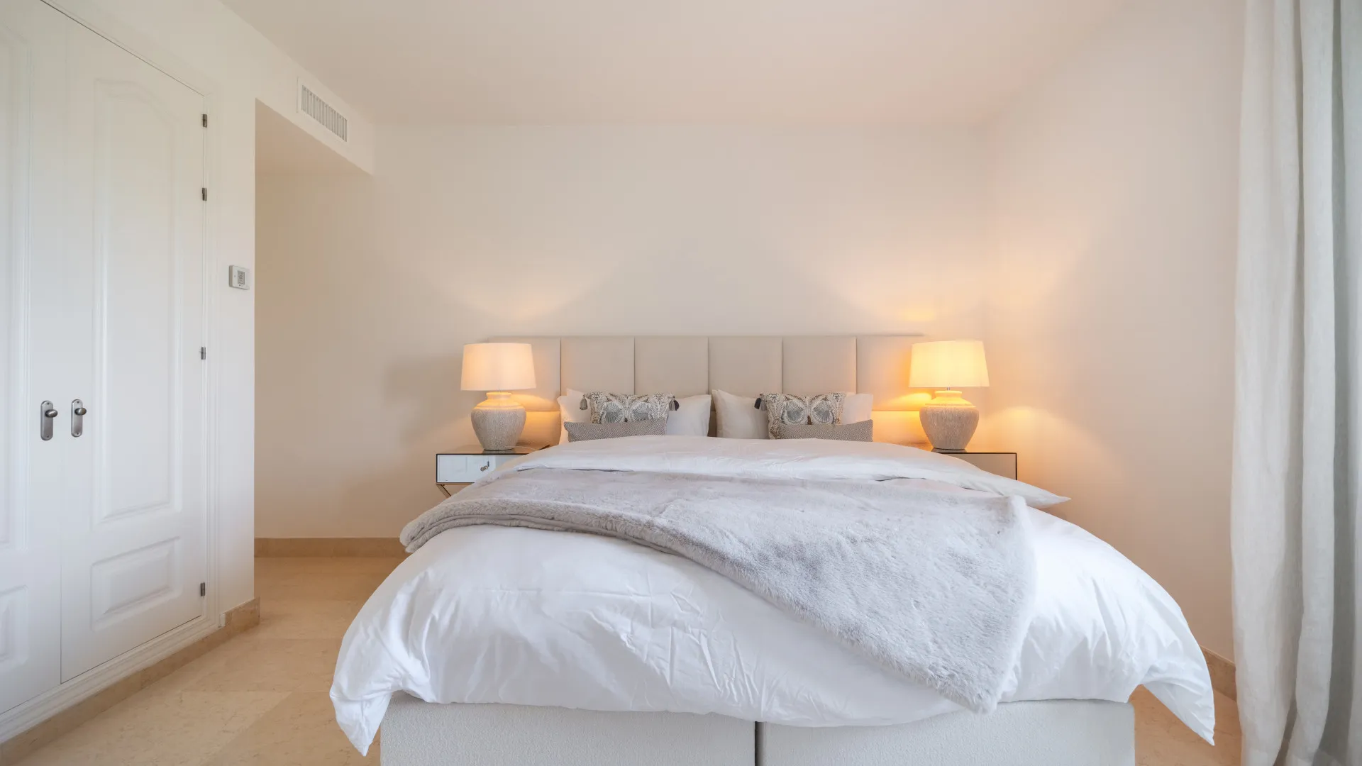 Comprar atico duplex en Los Capanes del Golf