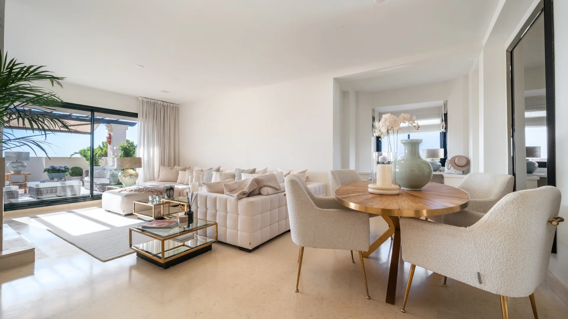 Comprar atico duplex en Los Capanes del Golf