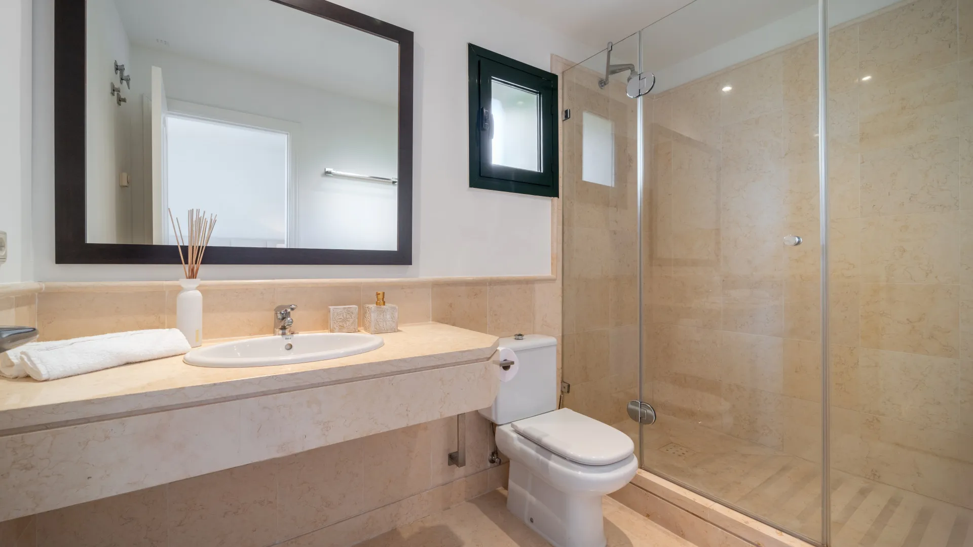 Comprar atico duplex en Los Capanes del Golf