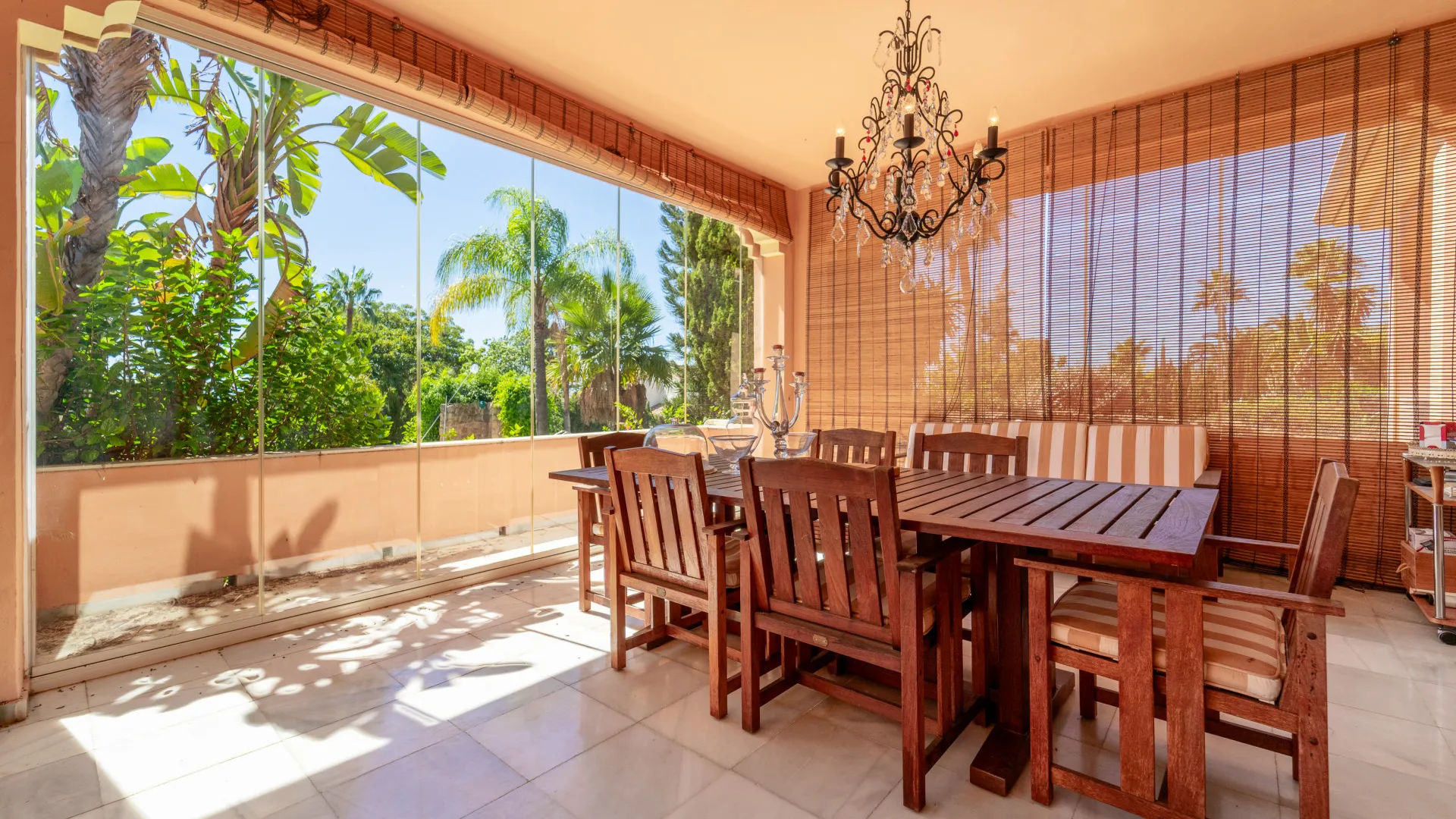 Cerrado de Elviria, villa con 4 dormitorios en venta