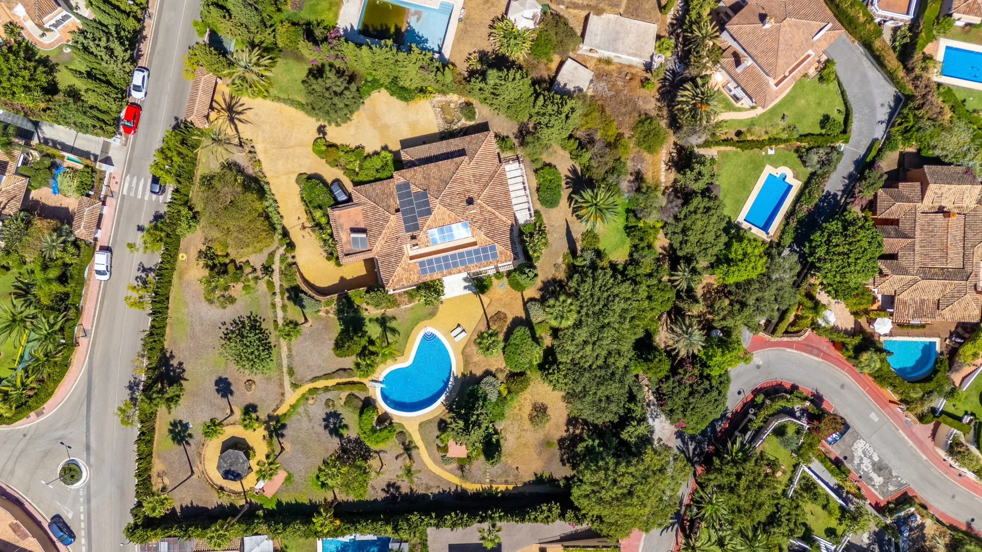 Cerrado de Elviria, villa con 4 dormitorios en venta