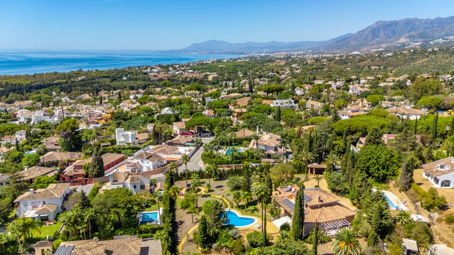 Cerrado de Elviria, villa con 4 dormitorios en venta