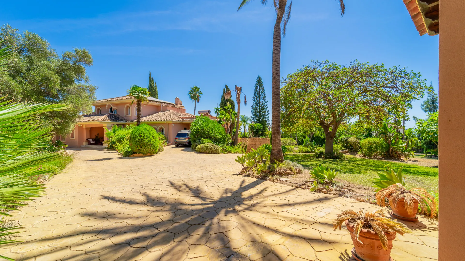 Cerrado de Elviria, villa con 4 dormitorios en venta