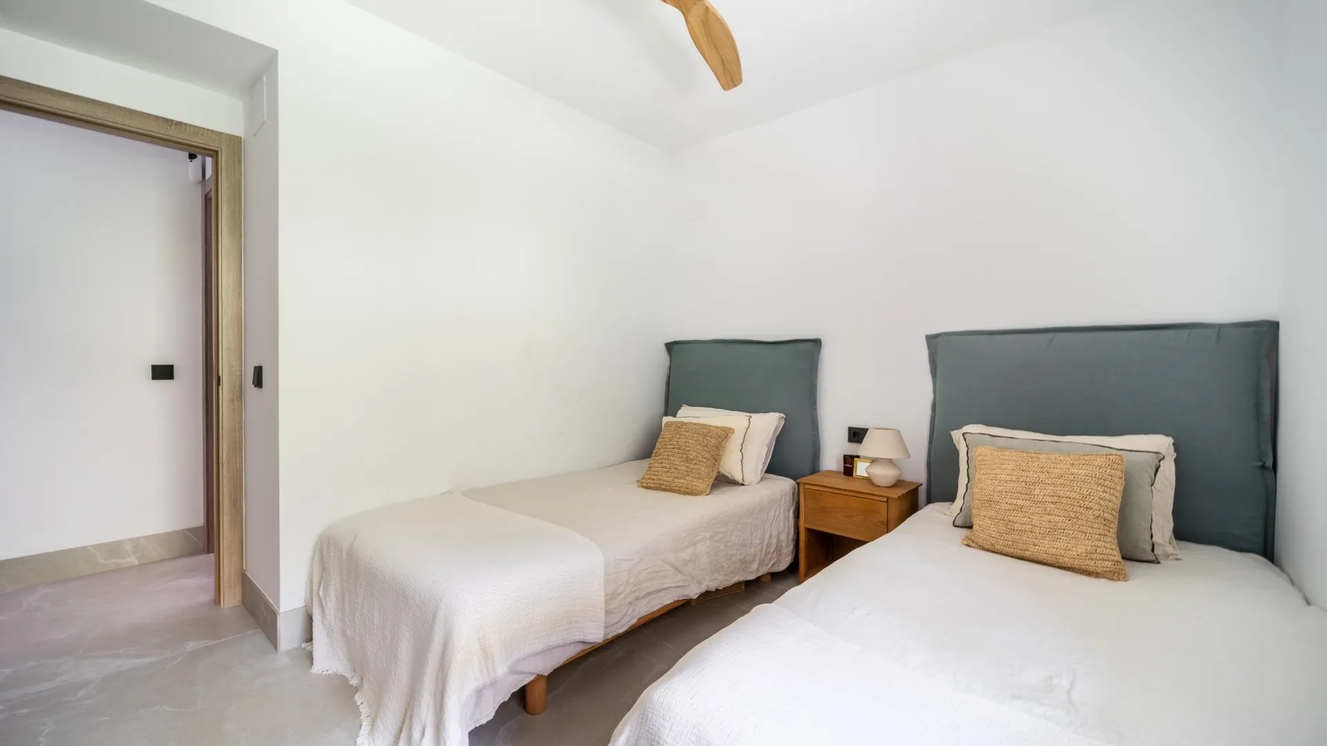 For sale apartment with 3 bedrooms in Almazara Hills