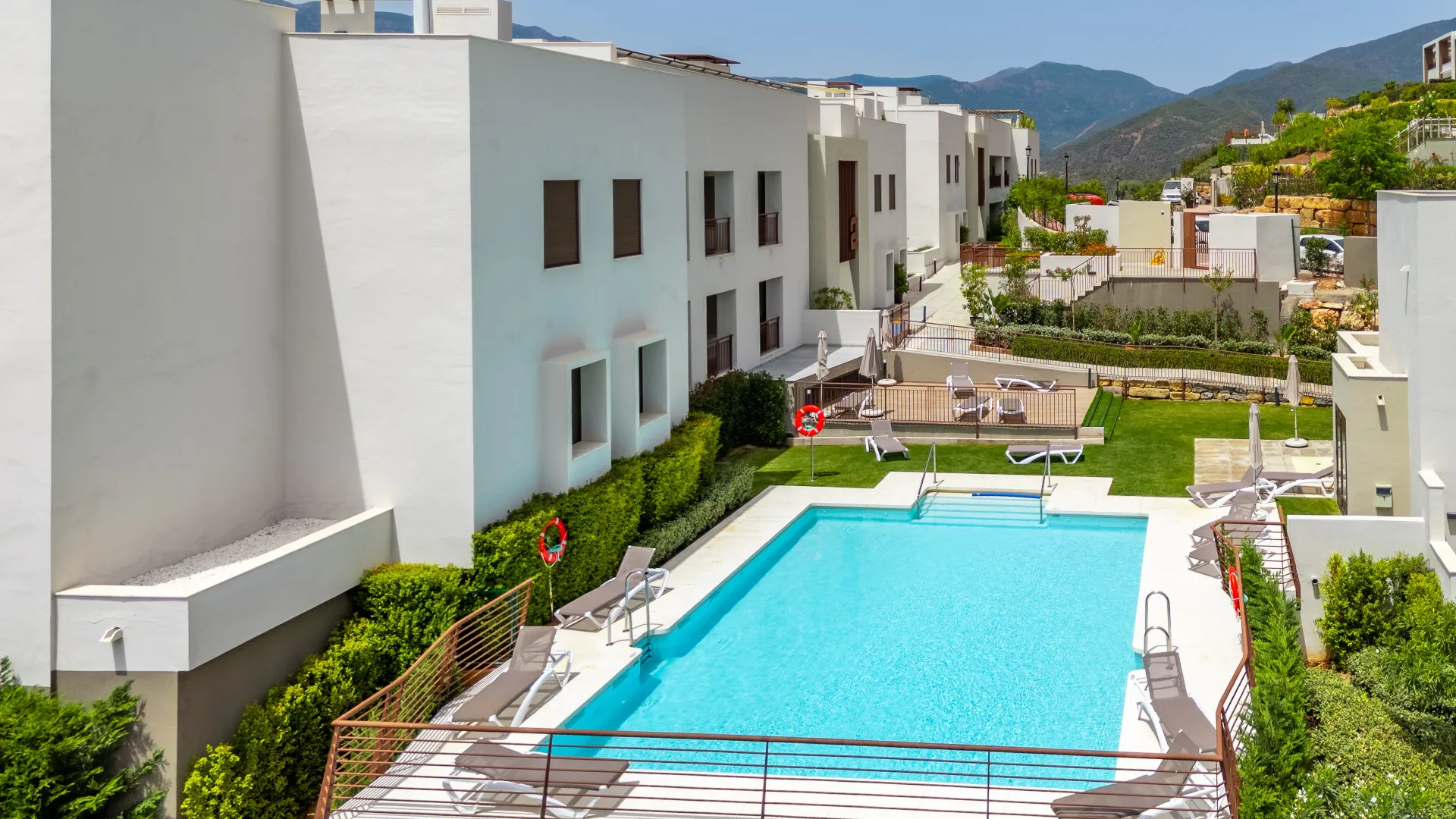 For sale apartment with 3 bedrooms in Almazara Hills