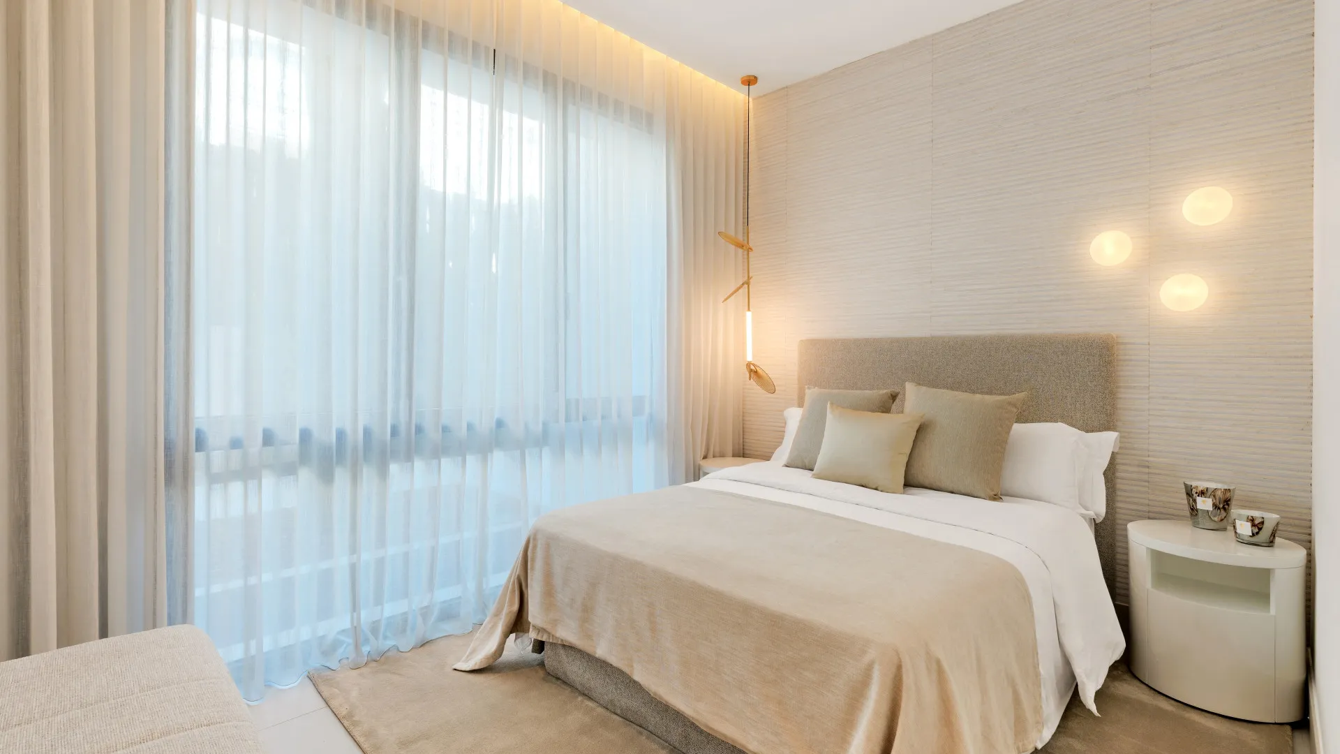 Duplex planta baja en venta de 4 dormitorios en Epic Marbella