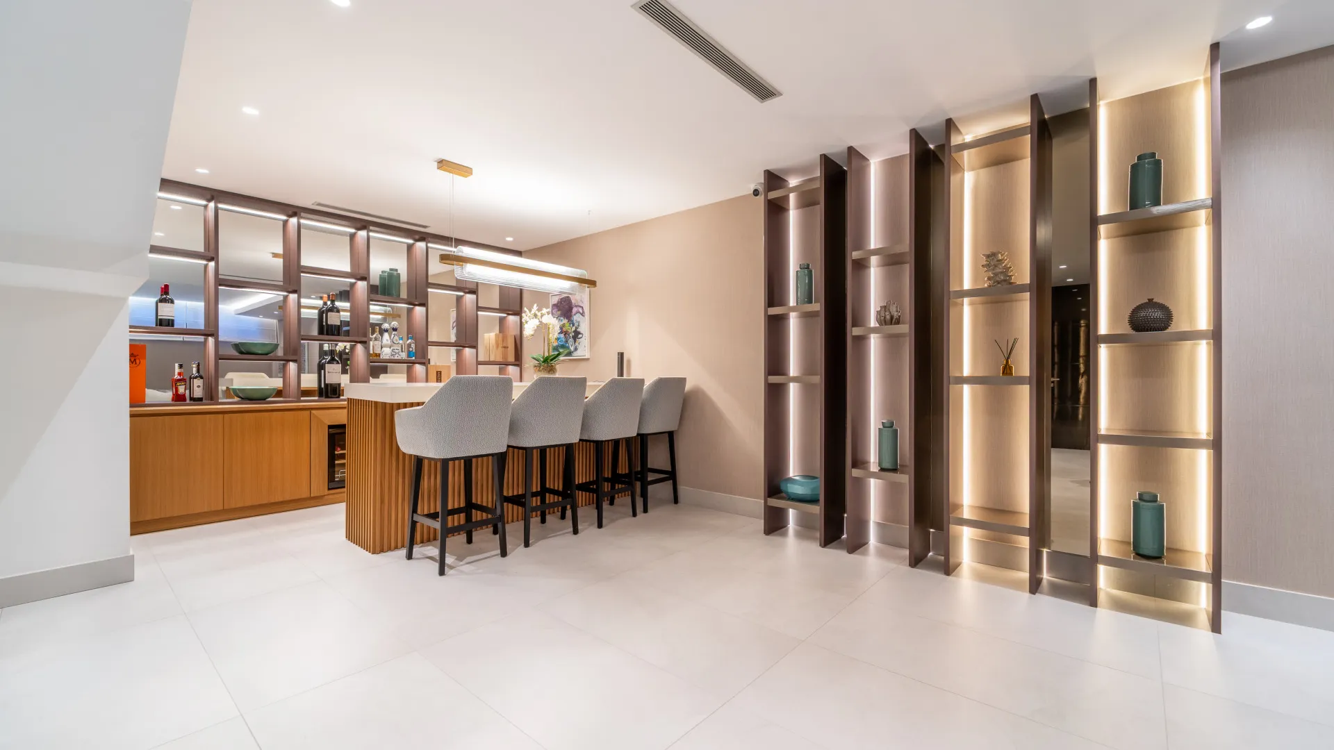 Duplex planta baja en venta de 4 dormitorios en Epic Marbella