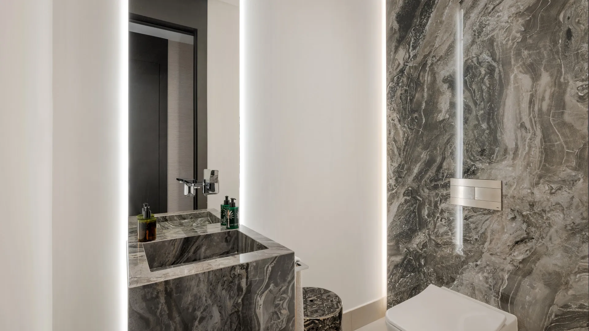 Duplex planta baja en venta de 4 dormitorios en Epic Marbella