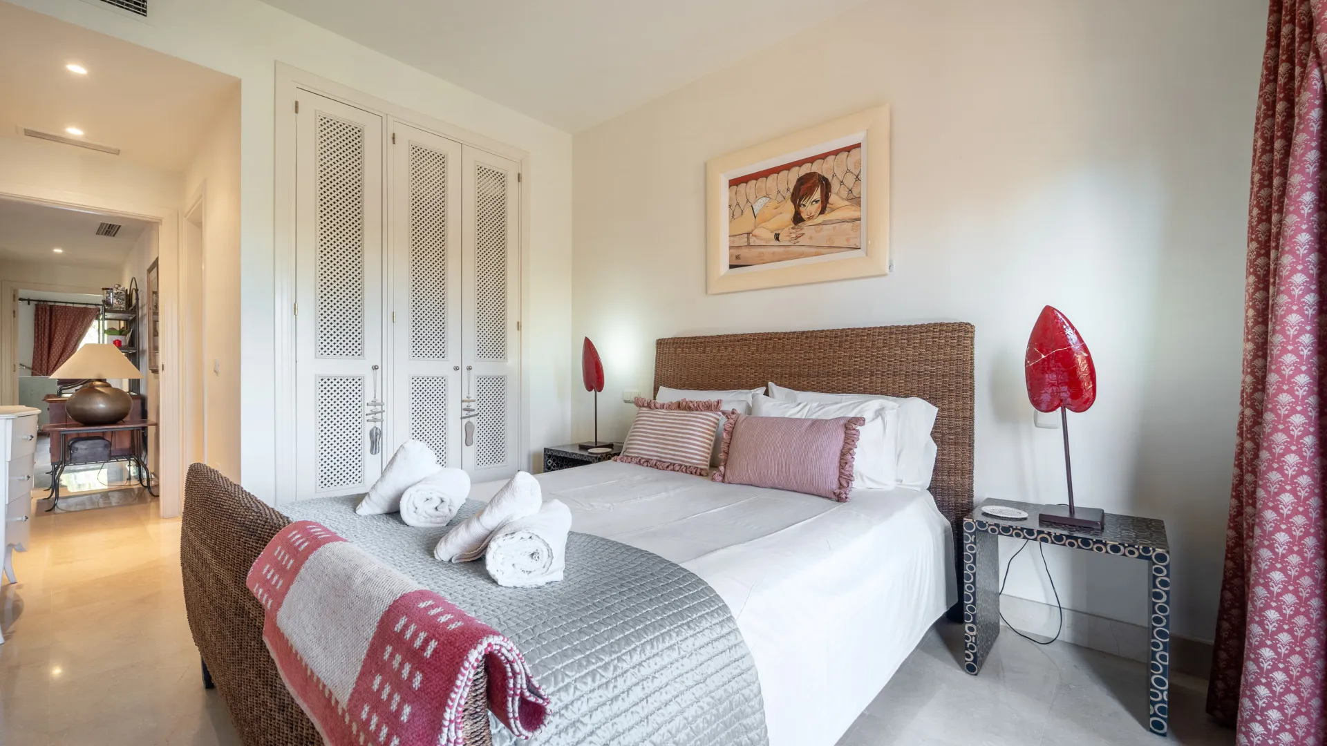 Se vende apartamento en Bahia Alcantara con 2 dormitorios