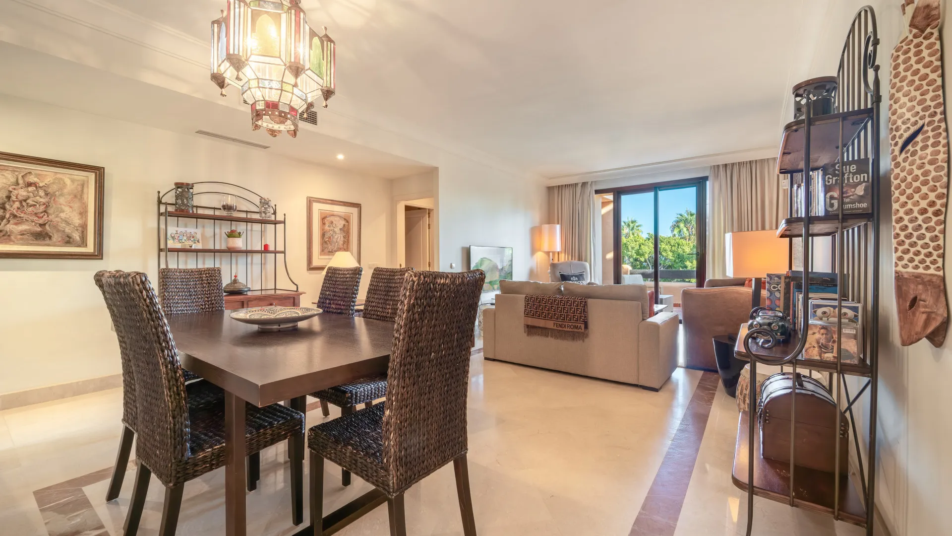 Se vende apartamento en Bahia Alcantara con 2 dormitorios