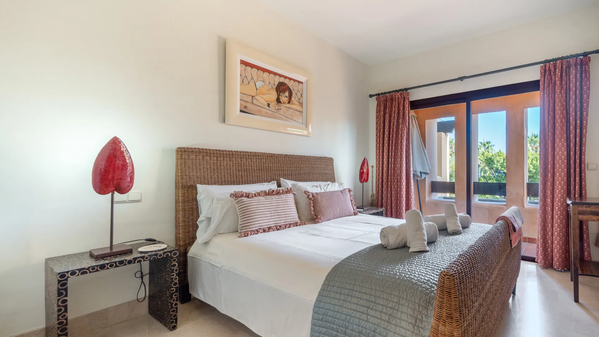 Se vende apartamento en Bahia Alcantara con 2 dormitorios