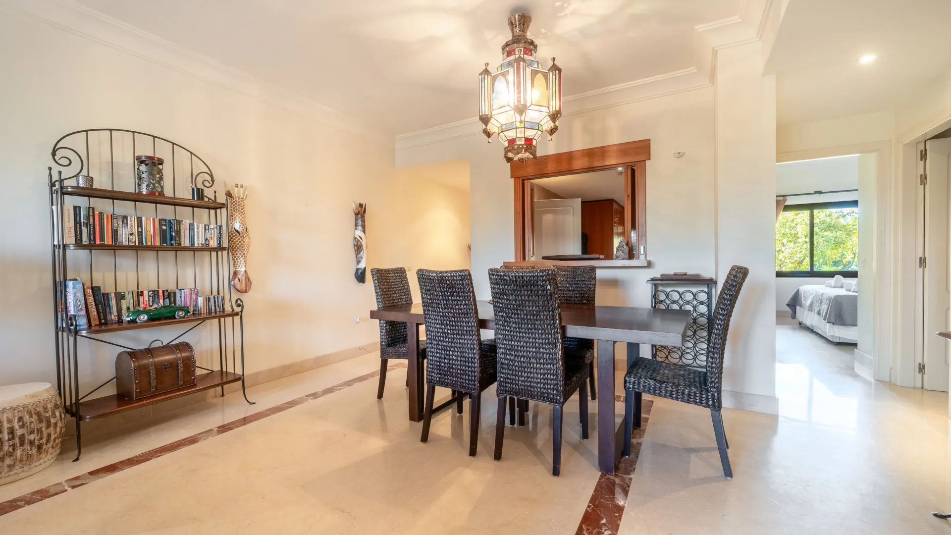 Se vende apartamento en Bahia Alcantara con 2 dormitorios