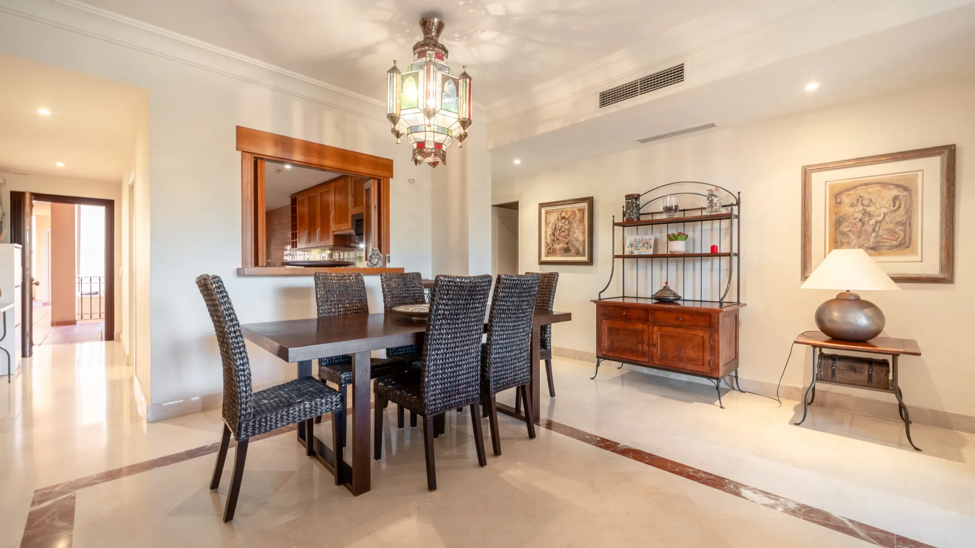 Se vende apartamento en Bahia Alcantara con 2 dormitorios