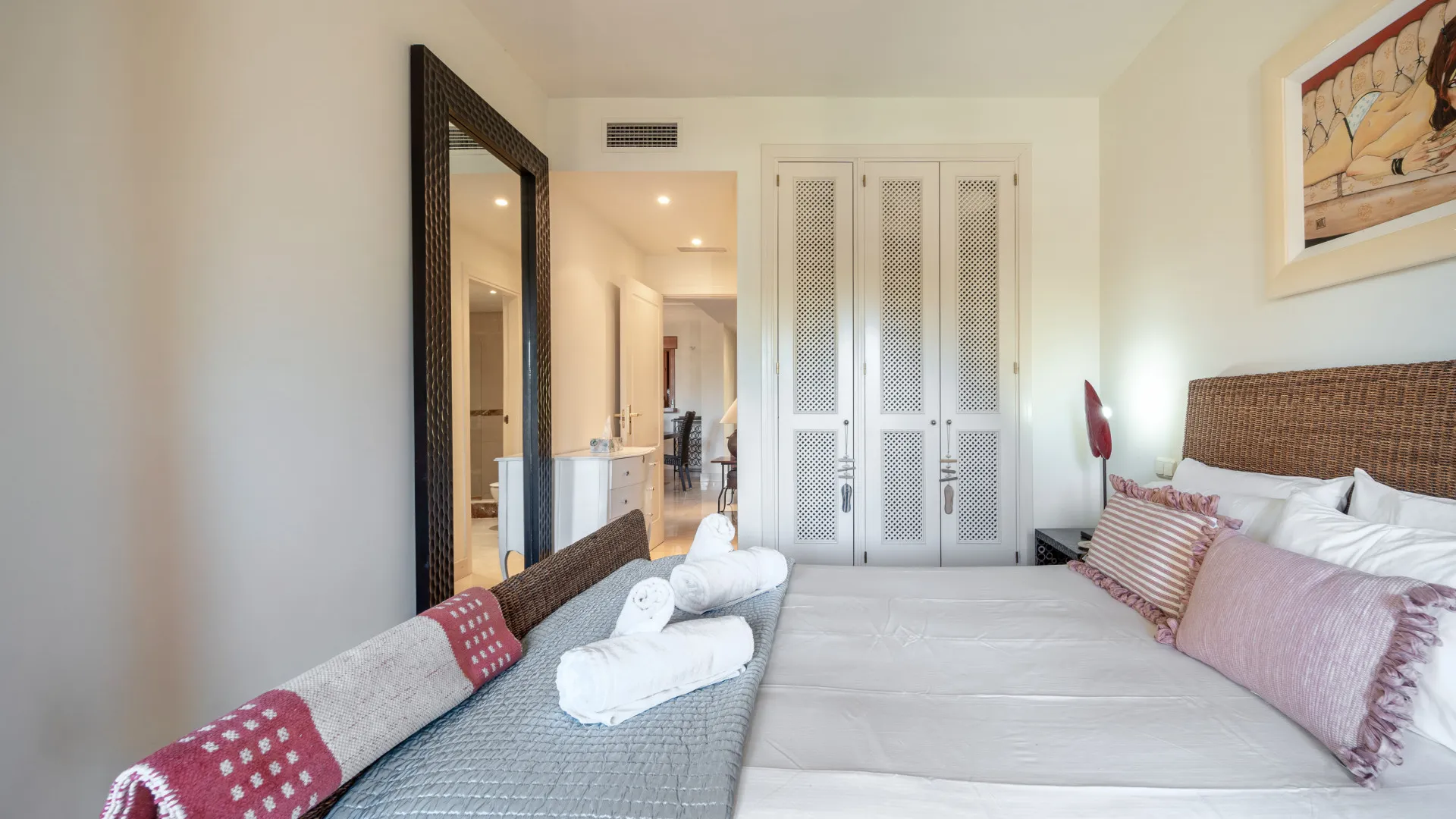 Se vende apartamento en Bahia Alcantara con 2 dormitorios