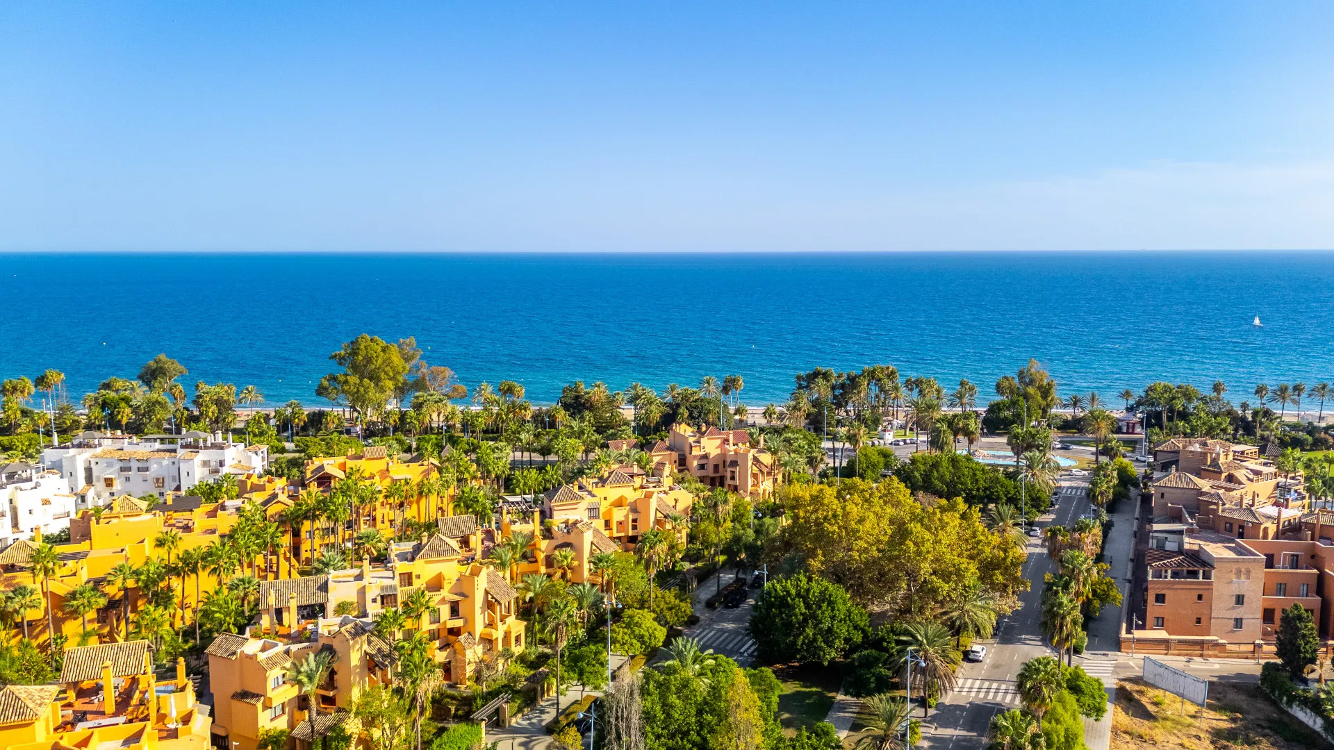 Se vende apartamento en Bahia Alcantara con 2 dormitorios