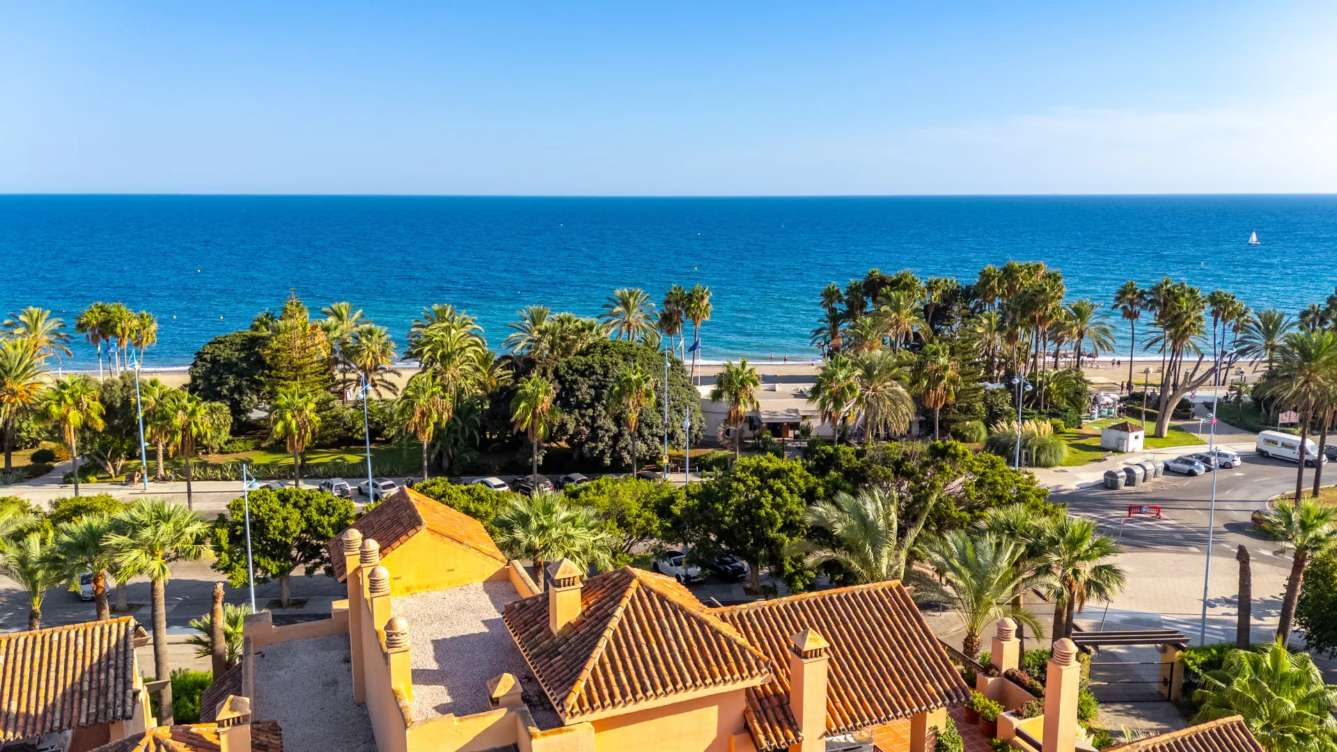 Se vende apartamento en Bahia Alcantara con 2 dormitorios