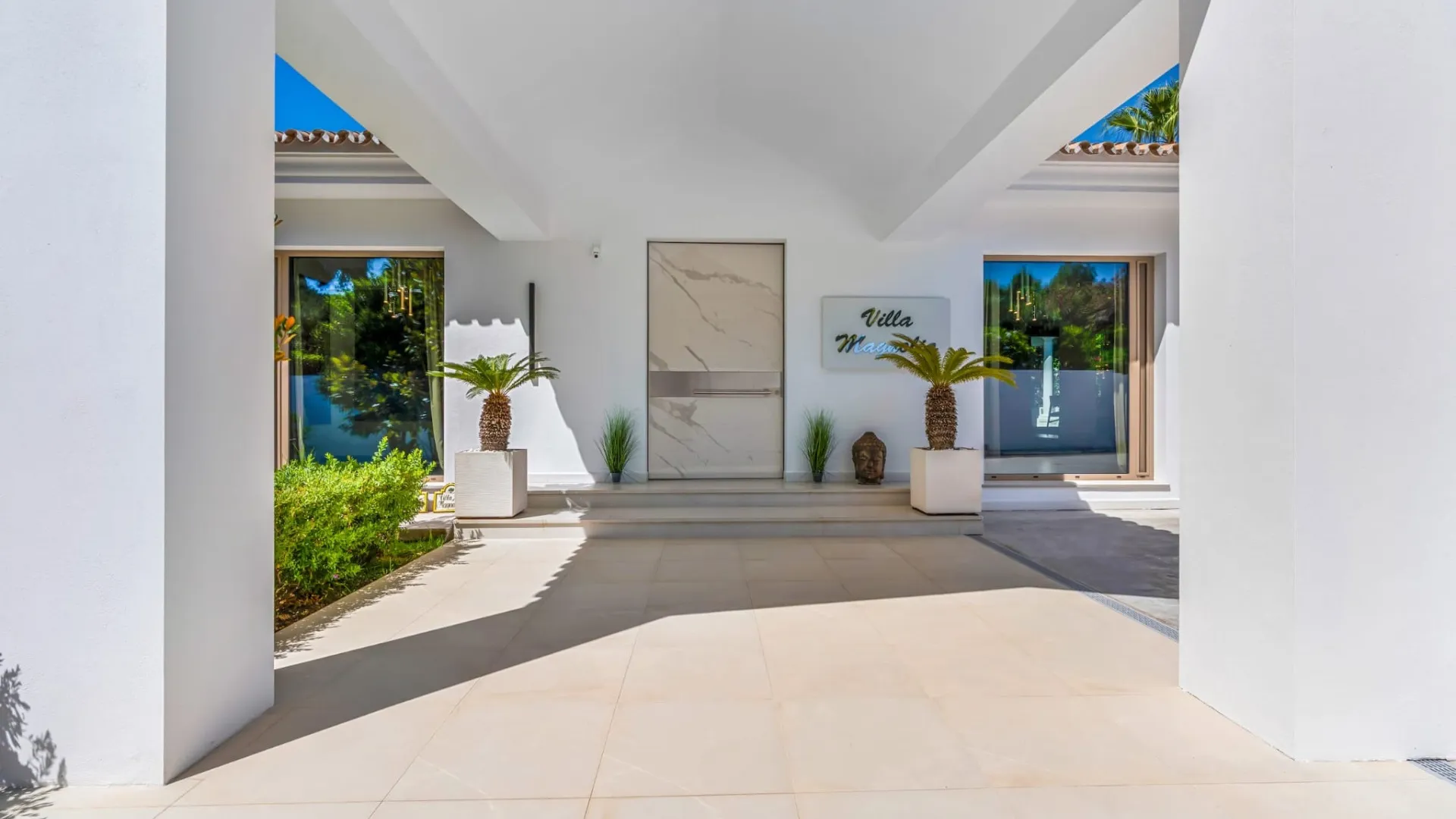 Se vende villa en Guadalmina Baja de 6 dormitorios