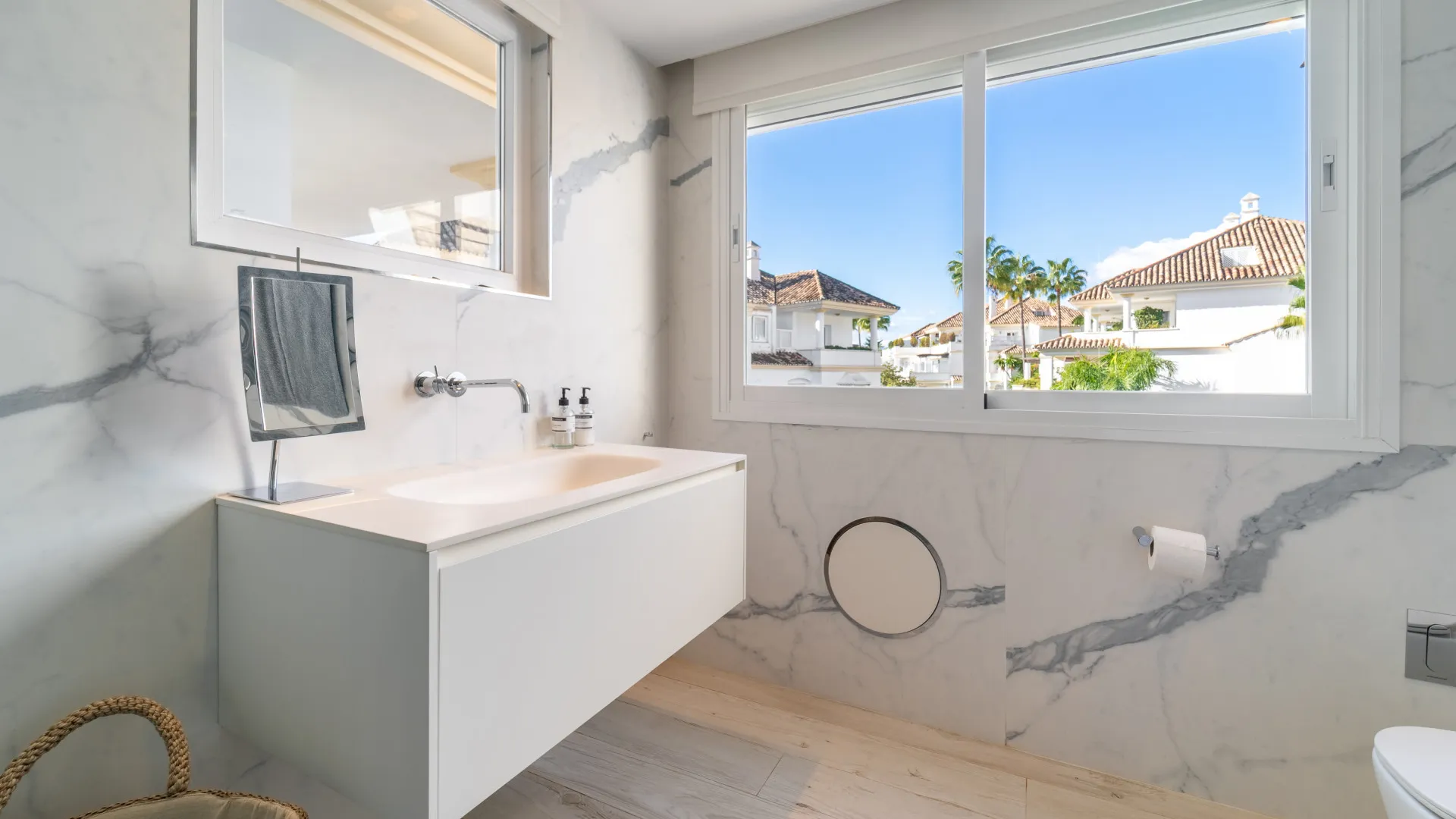 Duplex penthouse with 3 bedrooms for sale in Monte Paraiso