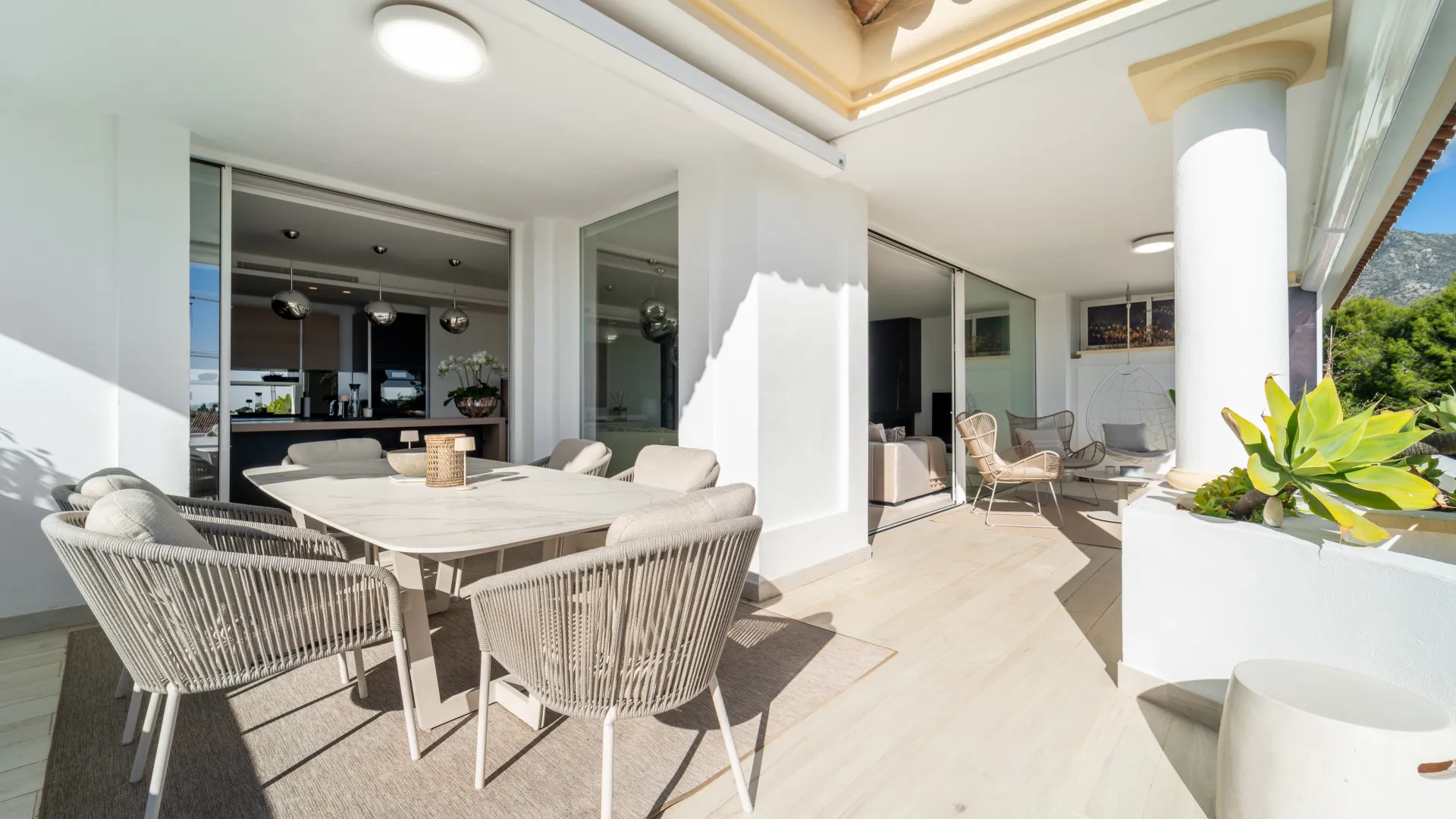 Duplex penthouse with 3 bedrooms for sale in Monte Paraiso