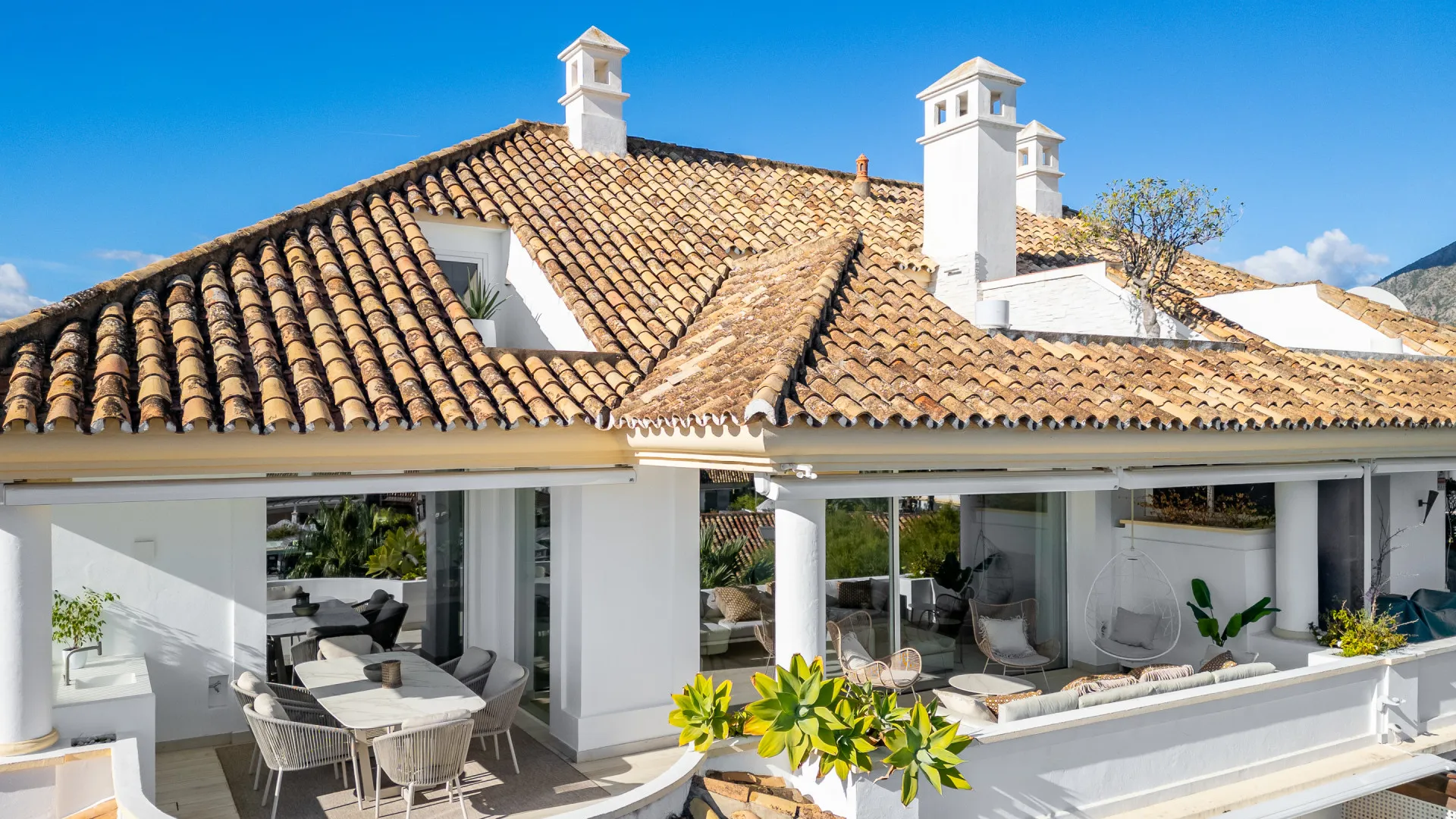 Duplex penthouse with 3 bedrooms for sale in Monte Paraiso
