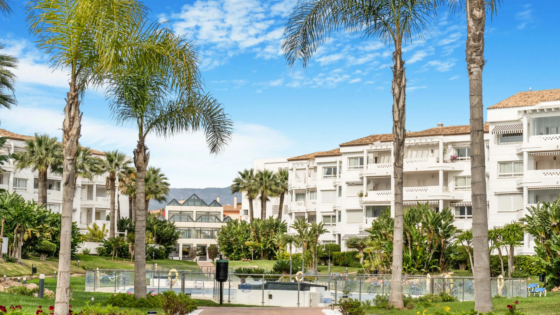 Apartamento planta baja en venta con 2 dormitorios en Playa Rocio