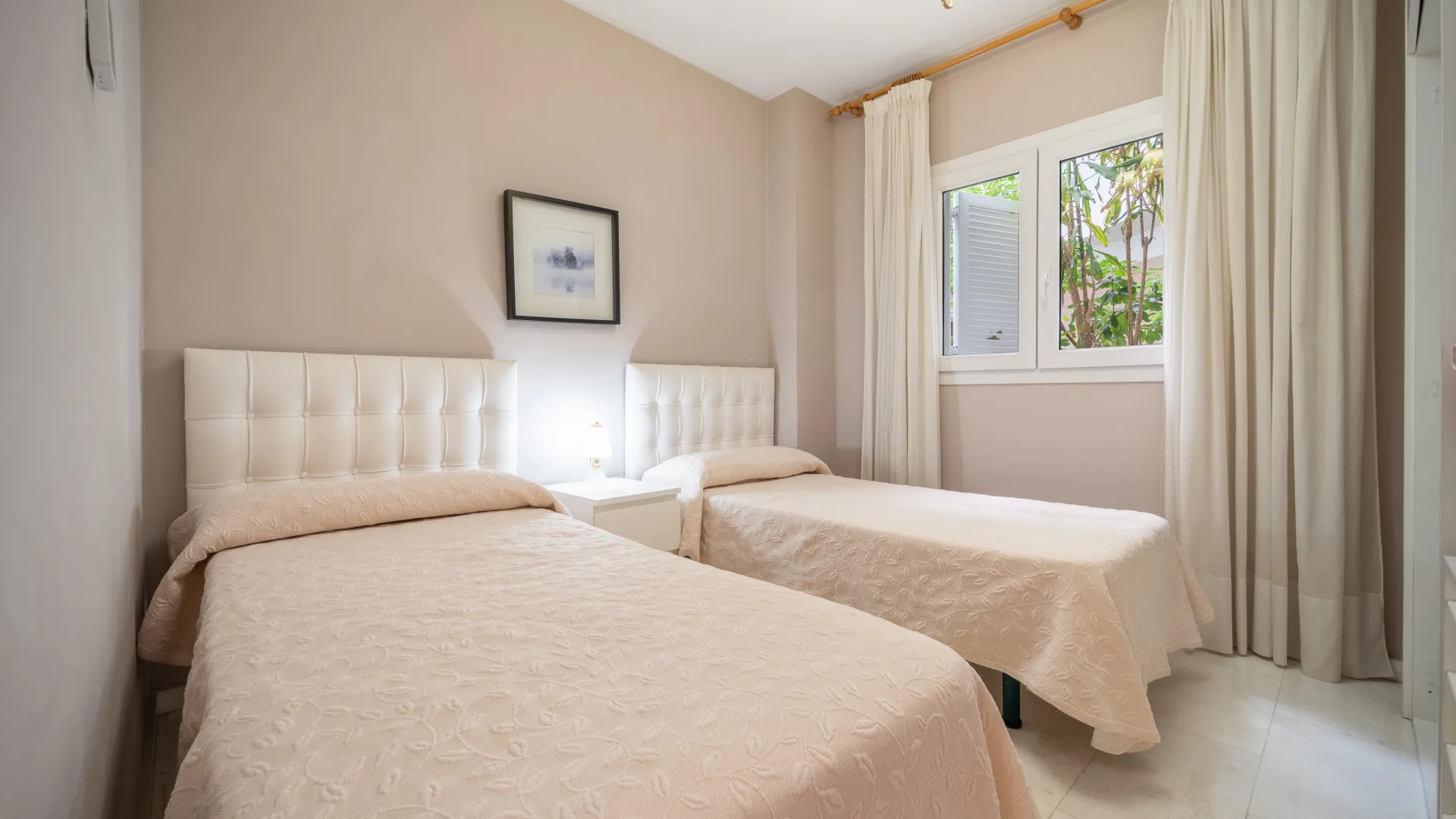 Apartamento planta baja en venta con 2 dormitorios en Playa Rocio