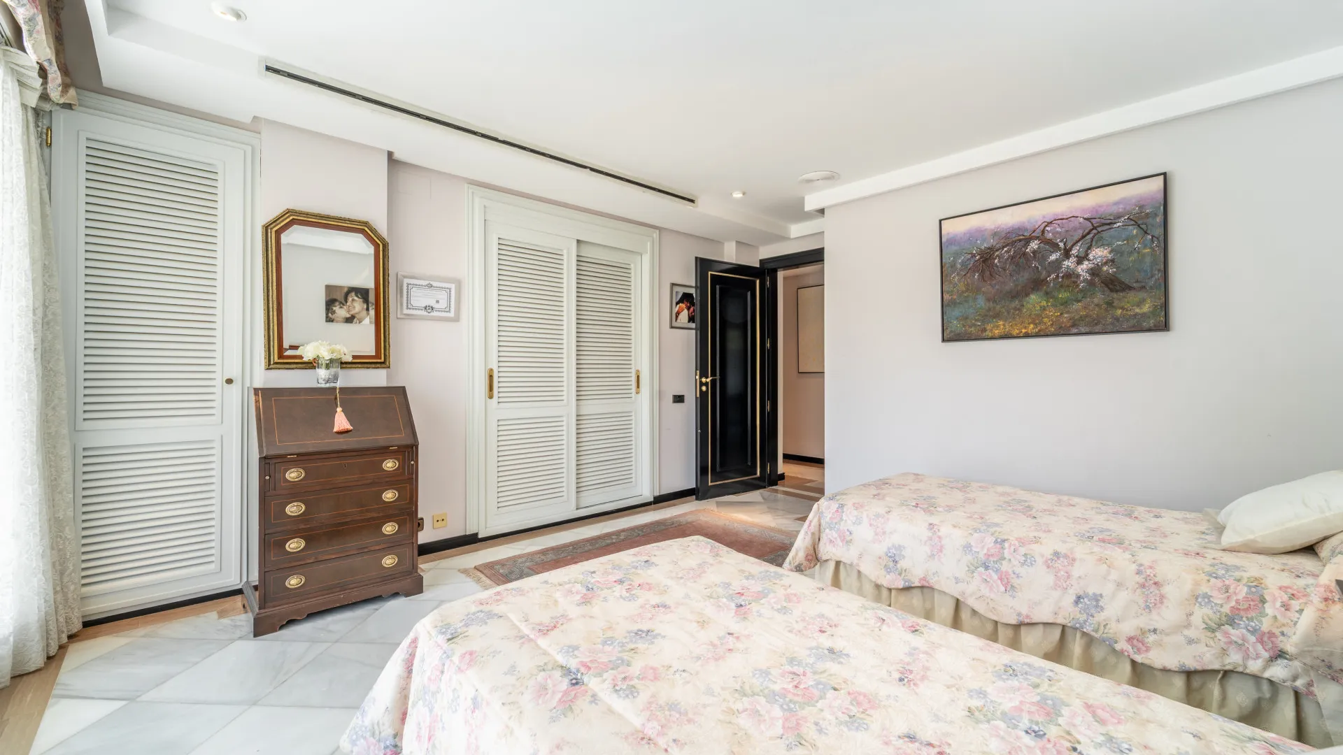For sale Cipreses del Mar 4 bedrooms apartment