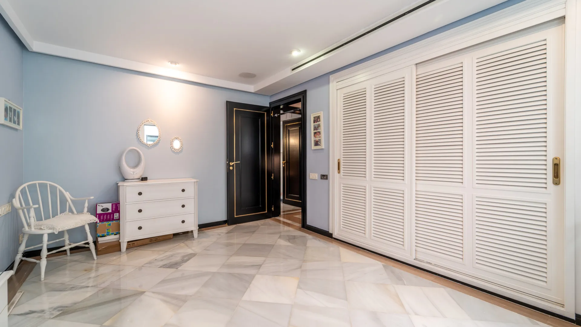 For sale Cipreses del Mar 4 bedrooms apartment