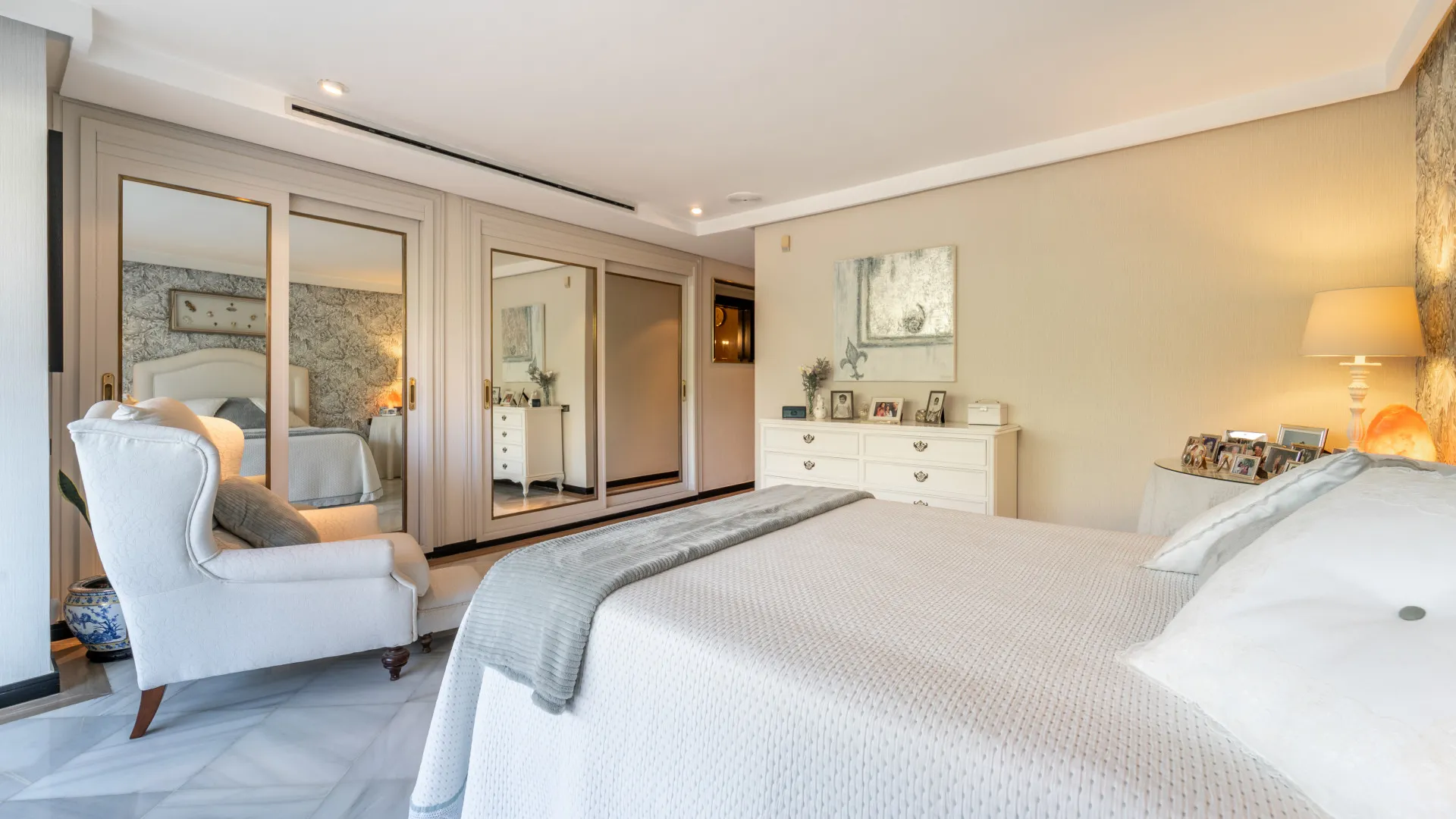 For sale Cipreses del Mar 4 bedrooms apartment